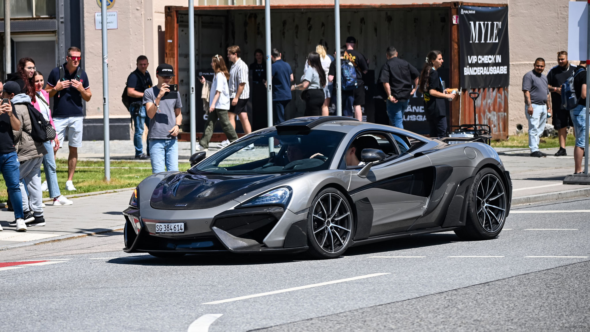 McLaren 570S FAB Design - SG384614 (CH)