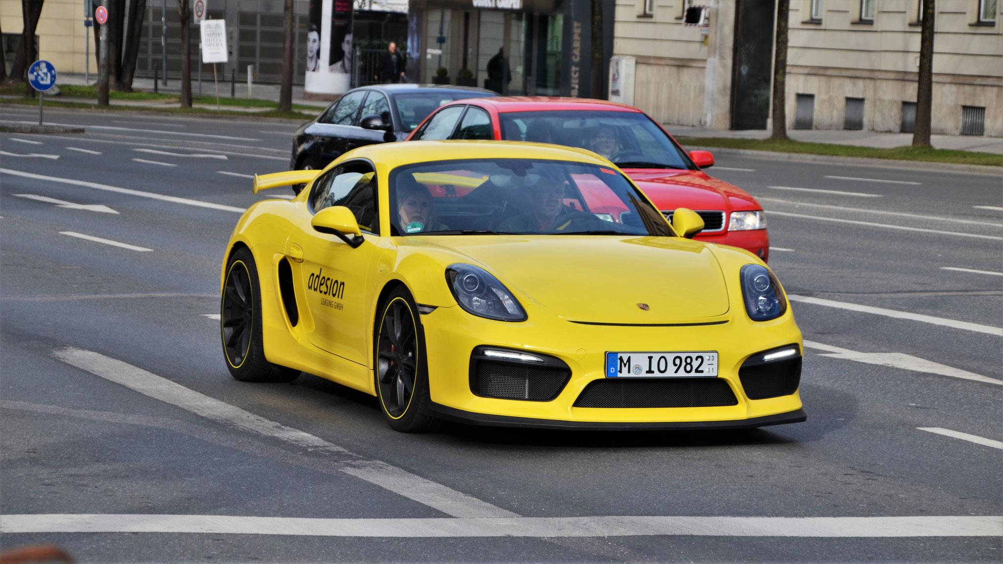 Porsche Cayman GT4 - M-IO982