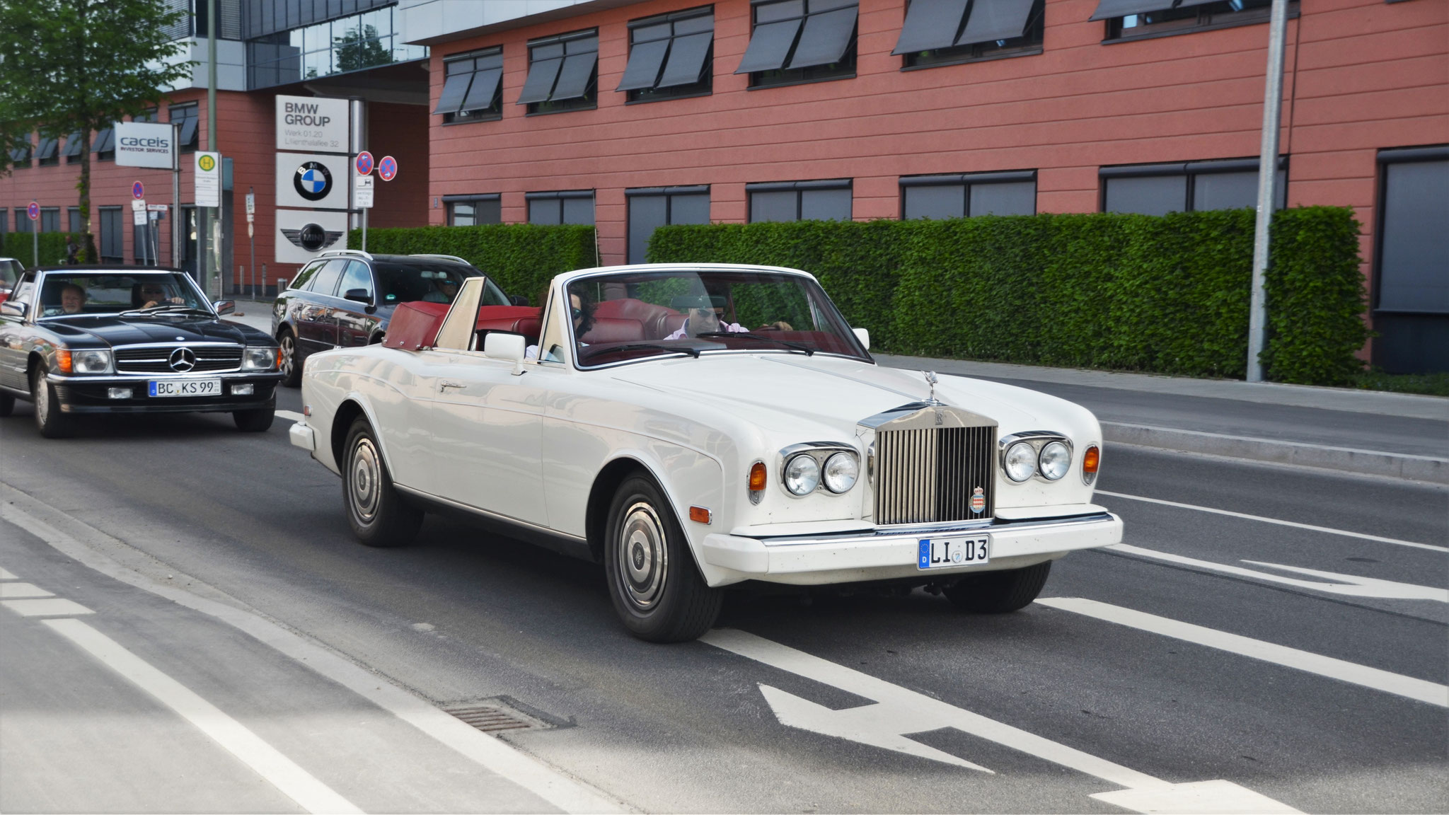 Rolls Royce Corniche - LI-D3