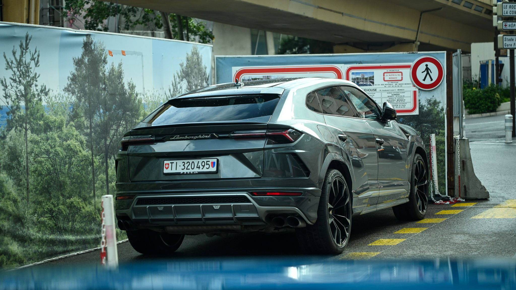 Lamborghini Urus - TI320495 (CH)