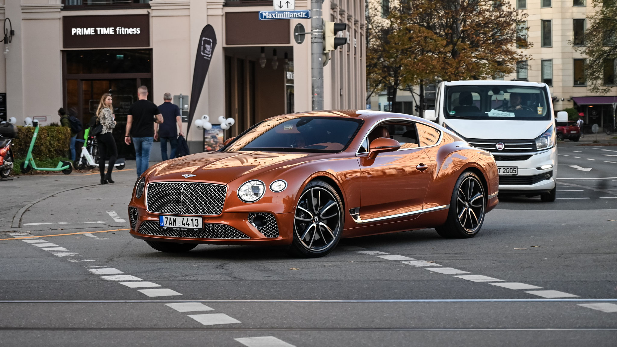 Bentley Continental GT - 7AM4413 (CZ)