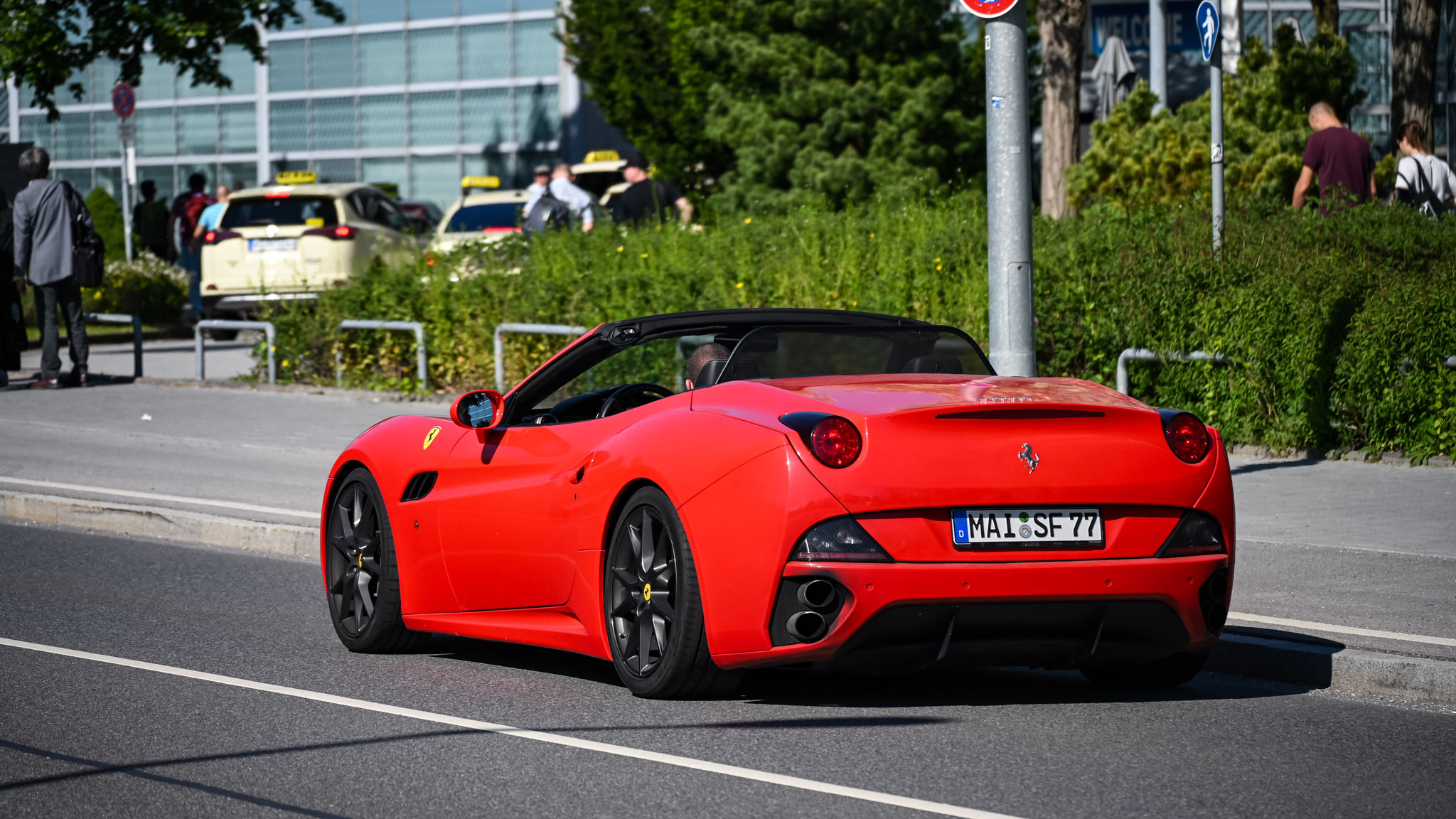 Ferrari California - MAI-SF77