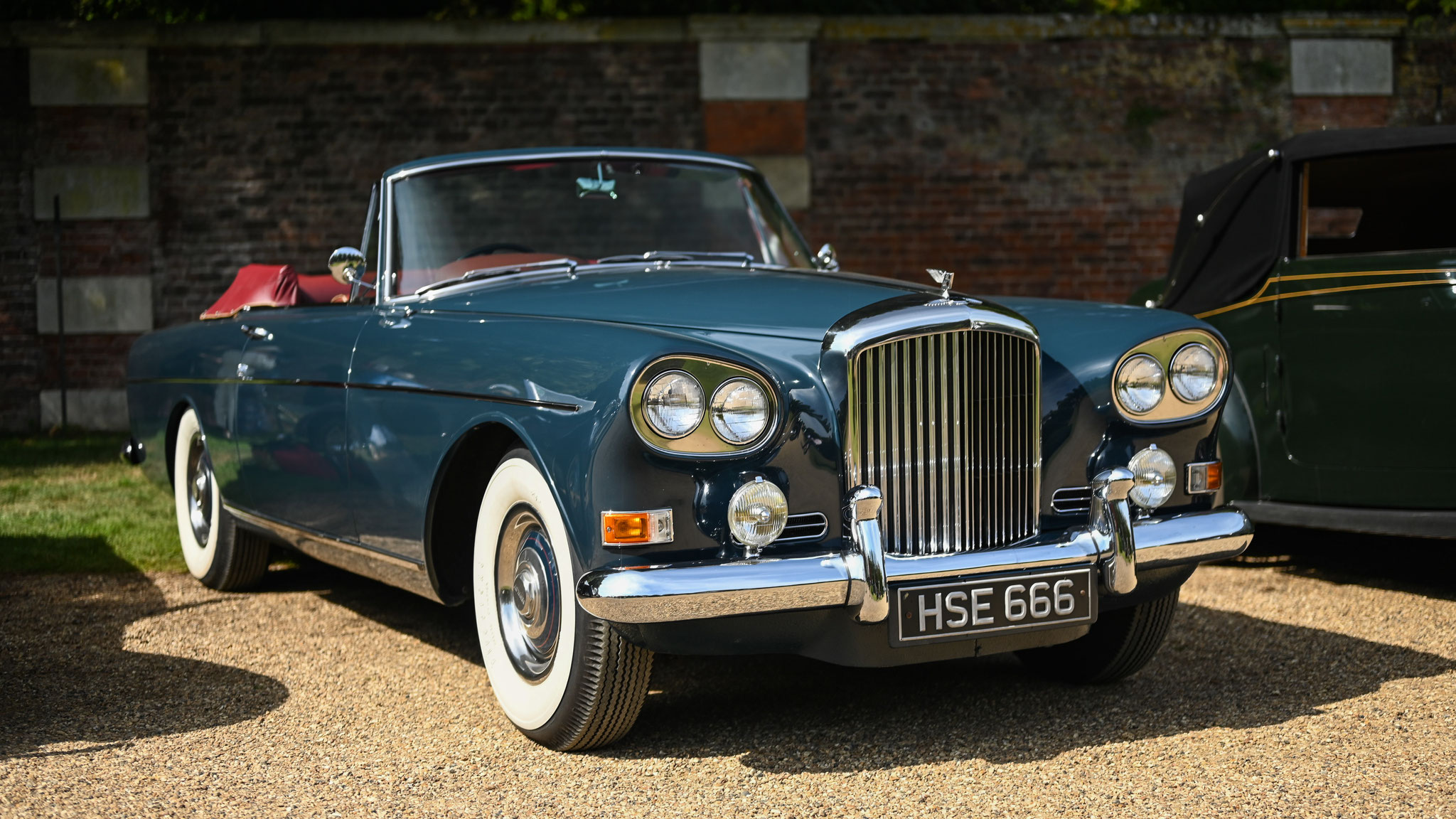 Bentley S3 Continental DHC - HSE666 (GB)