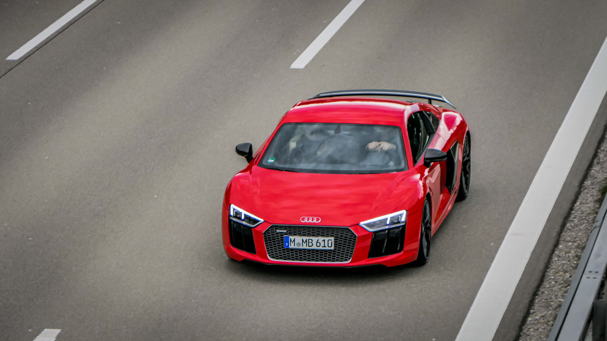 Audi R8 V10 - M-MB610