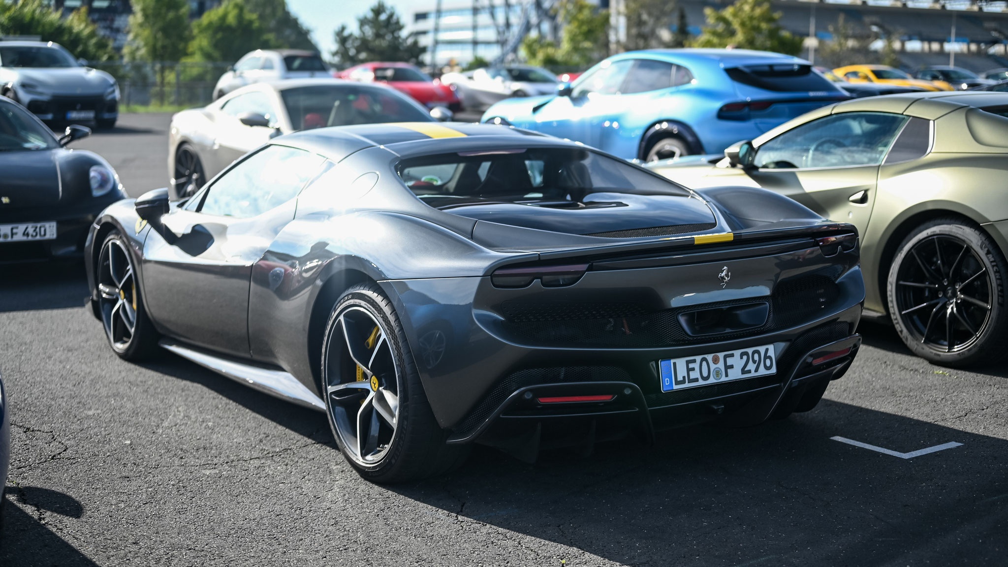 Ferrari 296 GTB - LEO-F296