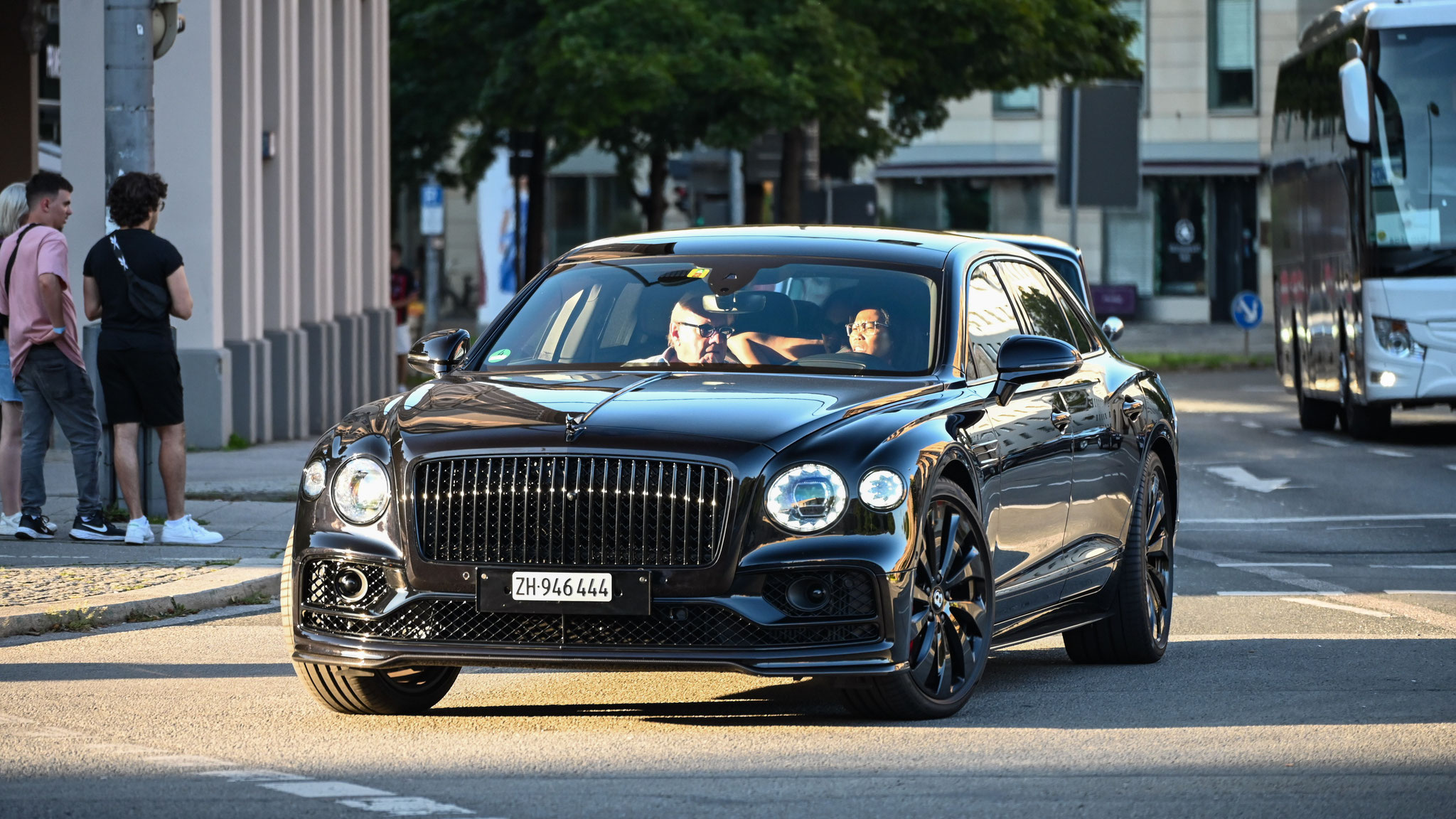 Bentley Flying Spur - ZH946444 (CH)