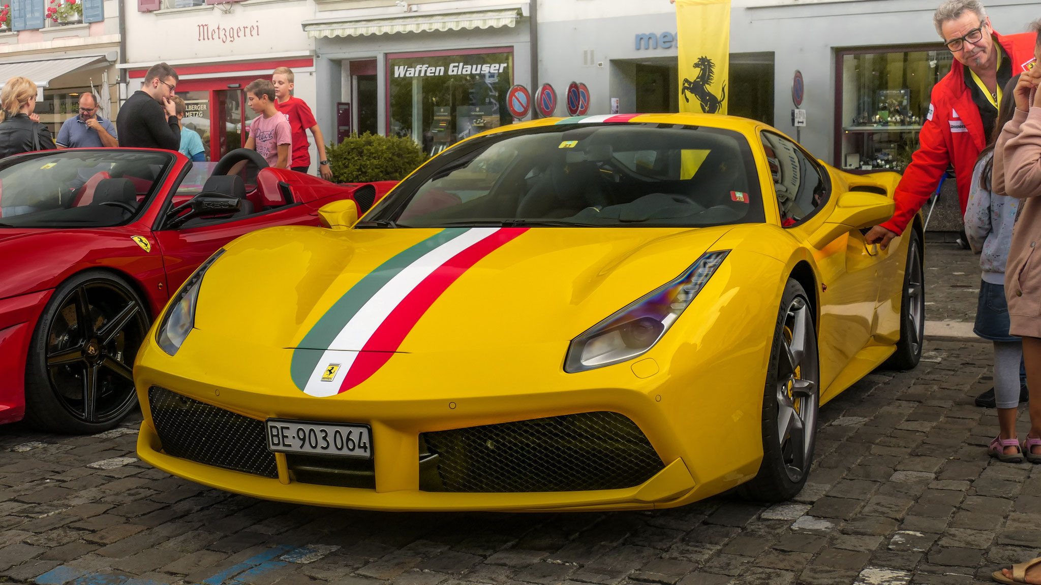 Ferrari 488 GTB - BE903064 (CH)