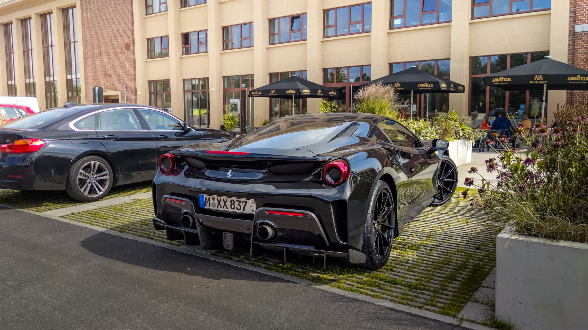 Ferrari 488 Pista - M-XX837