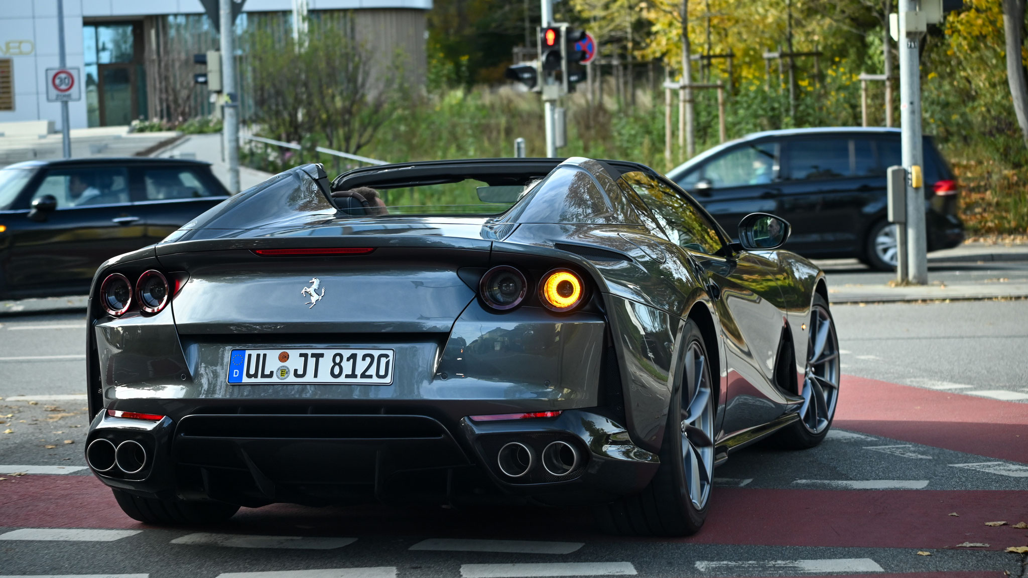 Ferrari 812 GTS - UL-JT8120