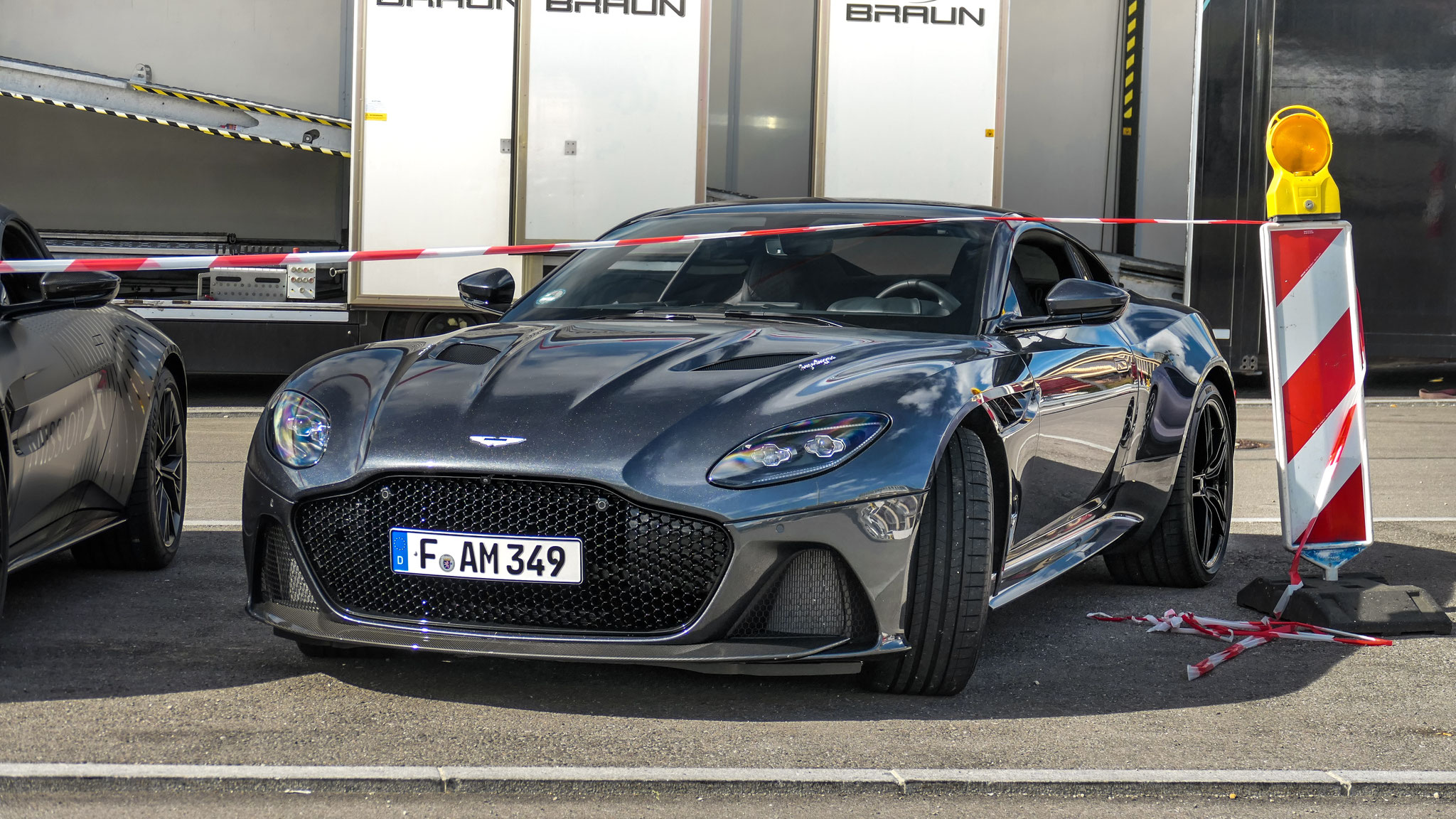 Aston Martin DBS Superleggera - F-AM349