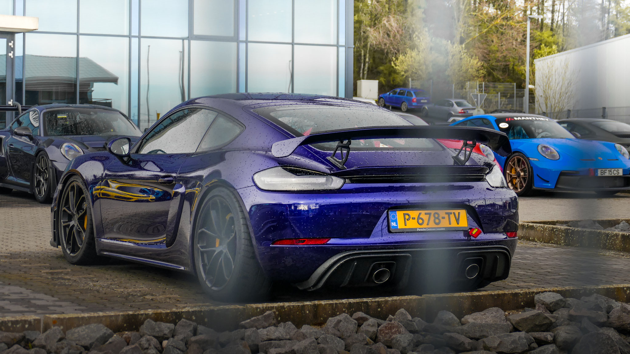 Porsche Cayman GT4 - P678TV (NL)