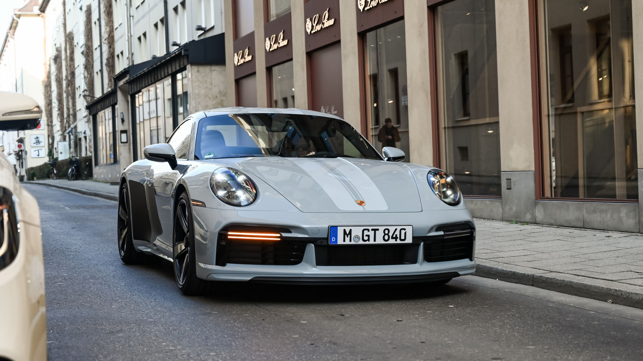 Porsche 992 Sport Classic - M-GT840