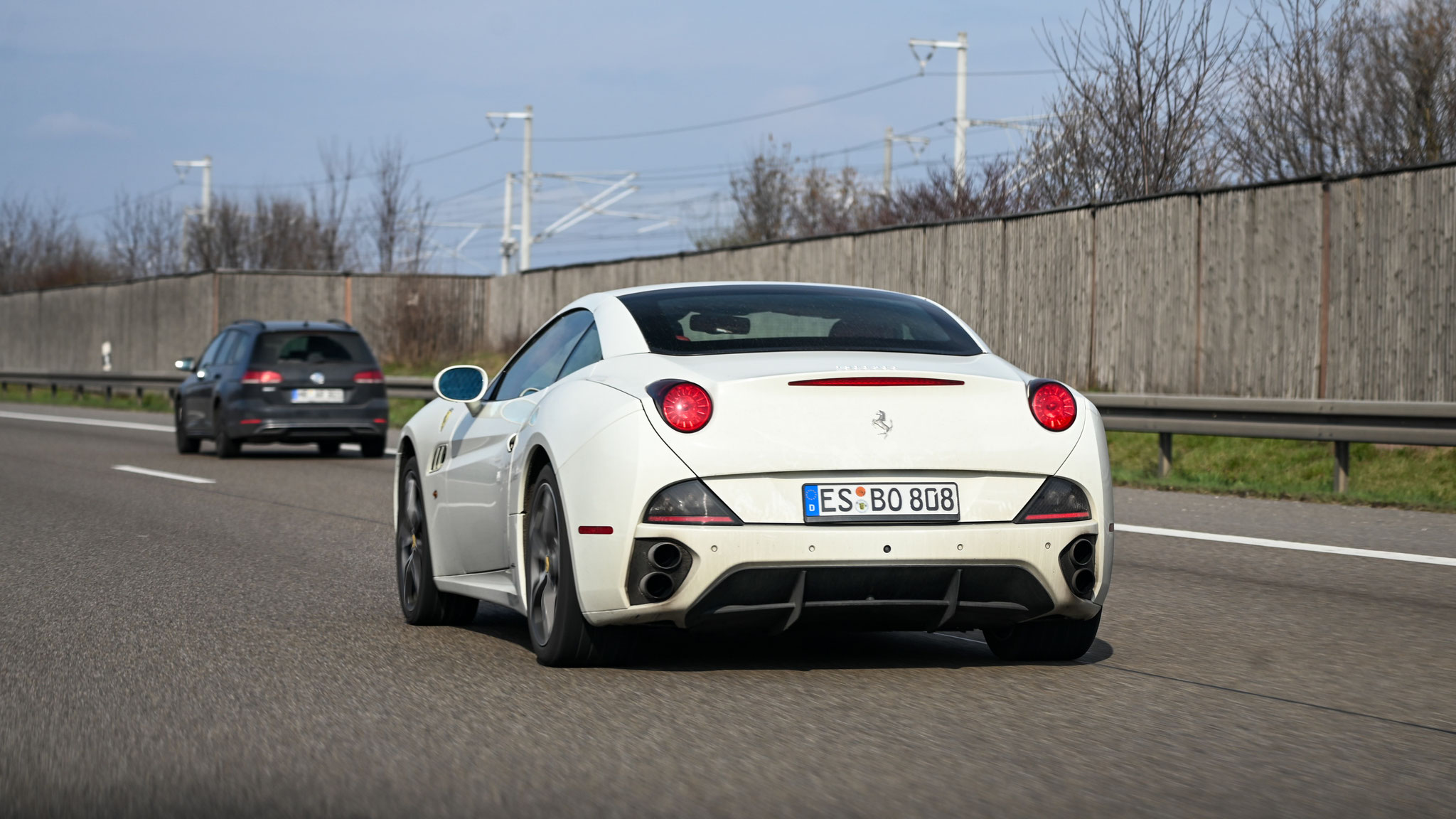 Ferrari California - ES-BO808