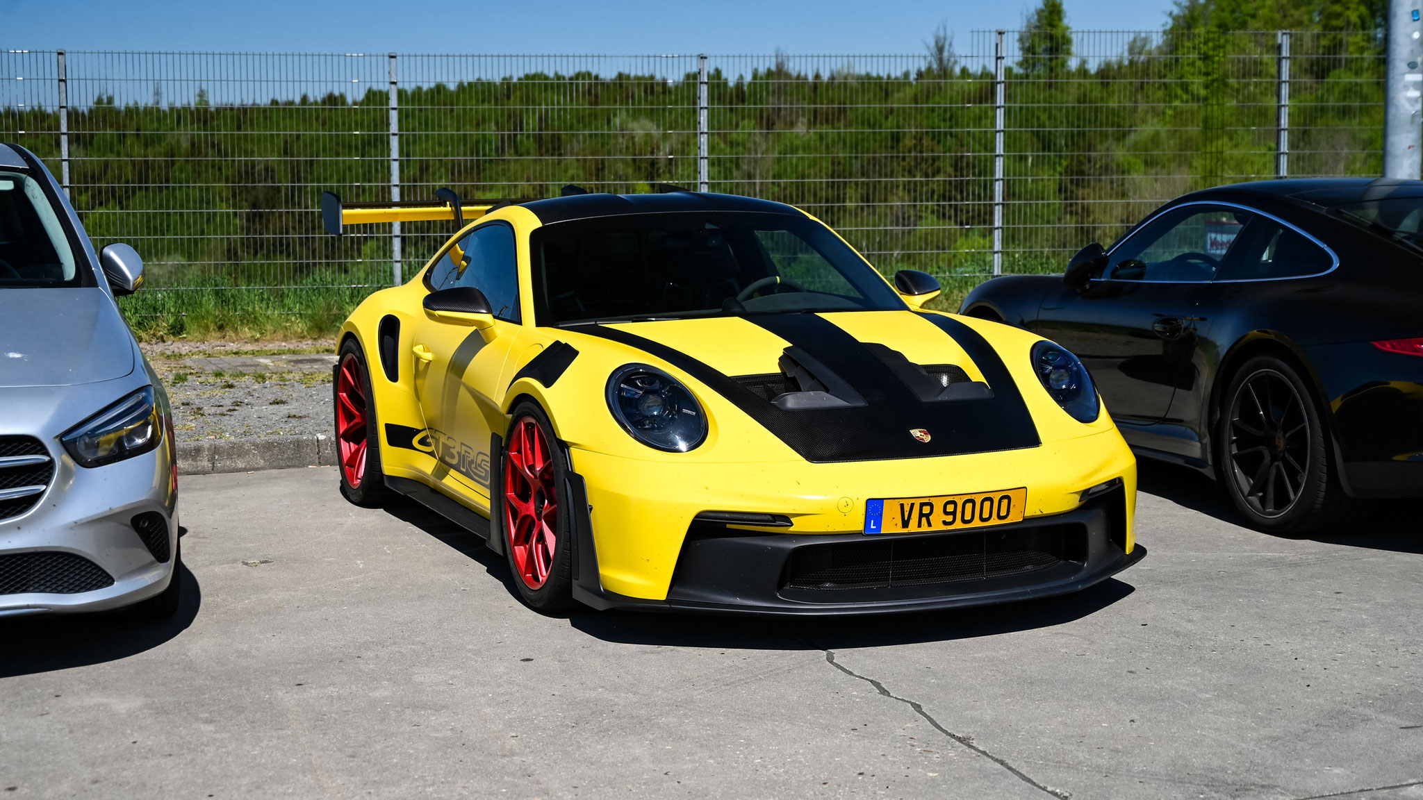 Porsche 992 GT3 RS - VR9000 (LUX)