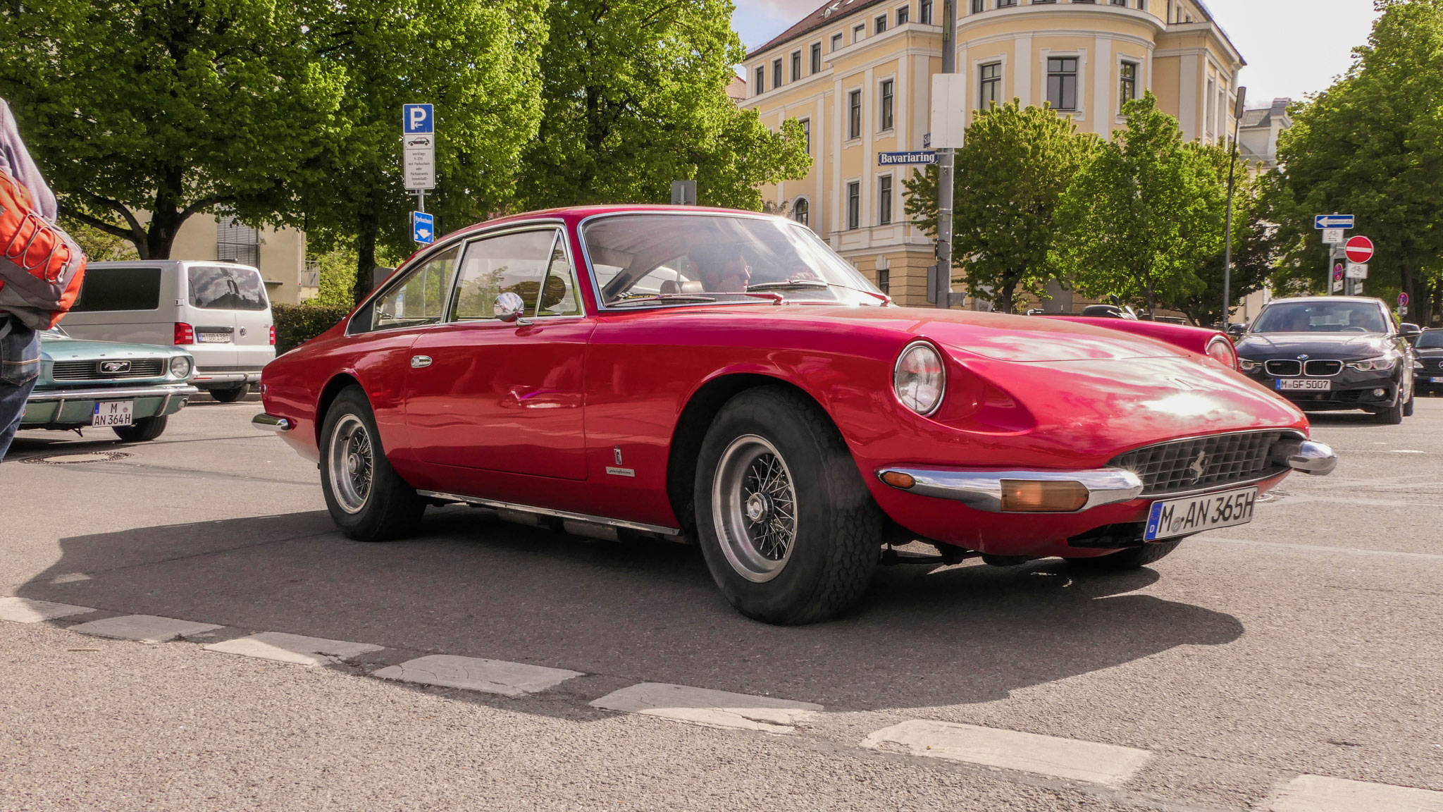 Ferrari 365 GT 2+2 - M-AN365H