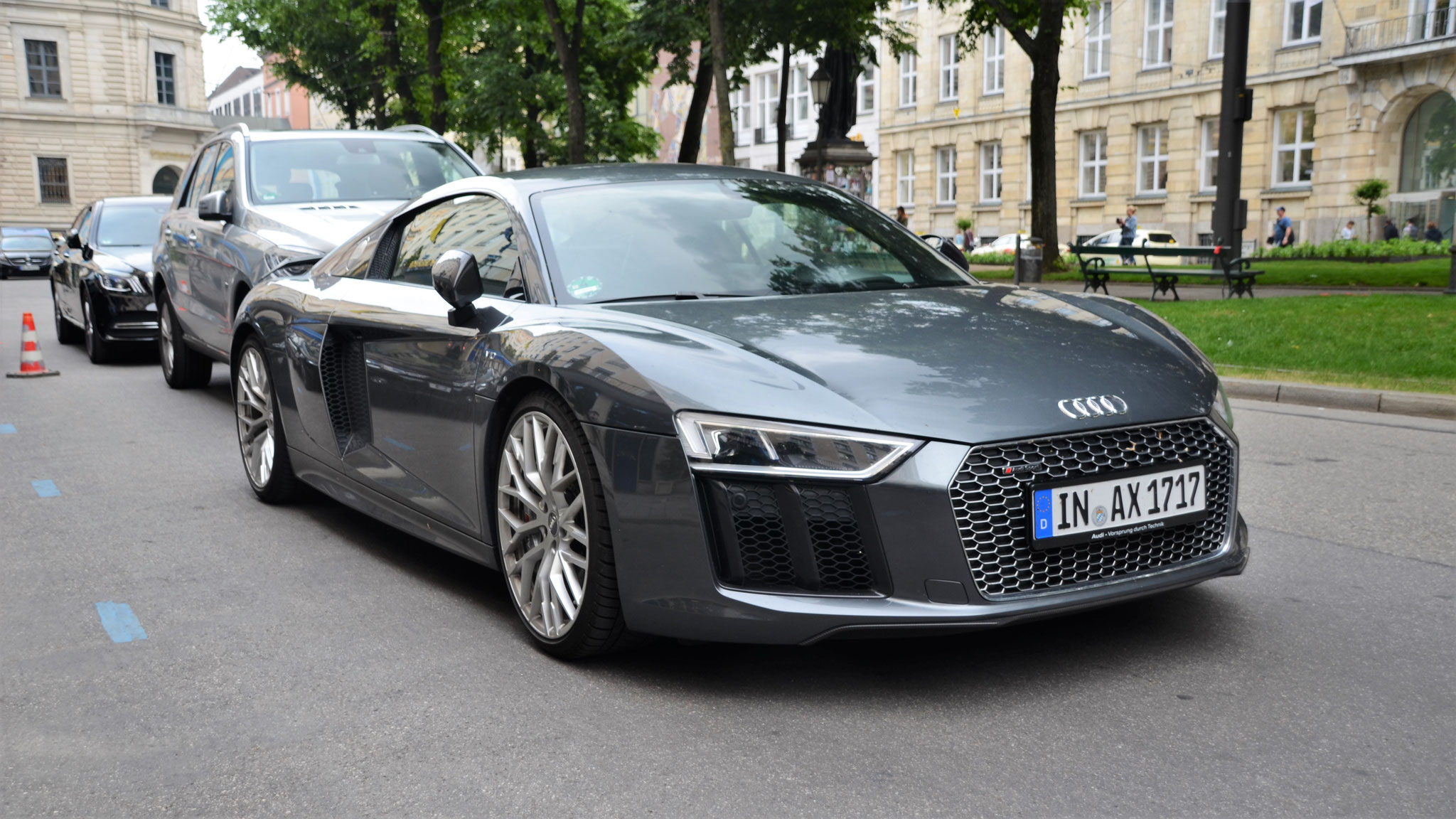 Audi R8 V10 - IN-AX1717