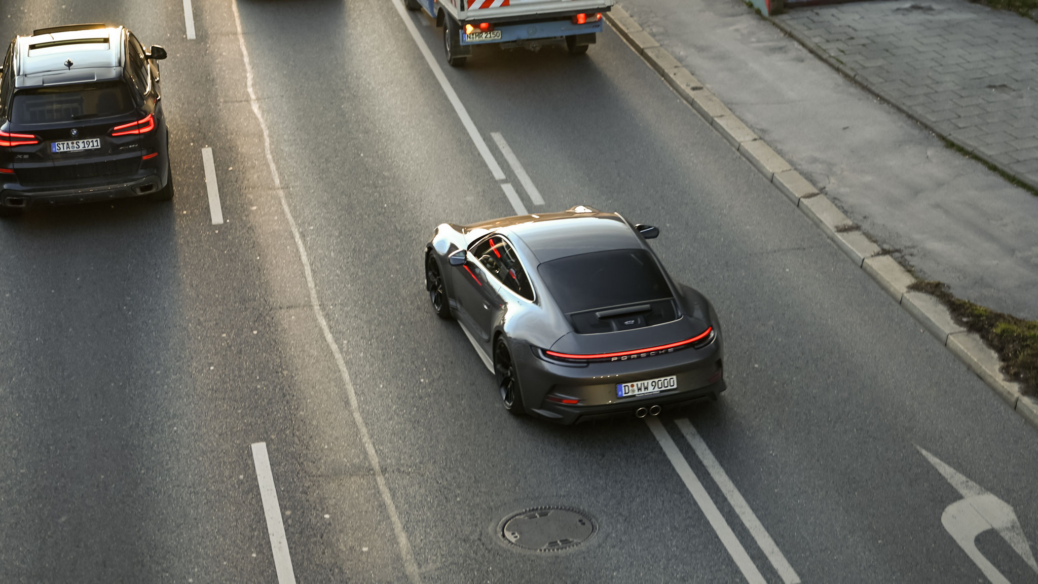 Porsche 992 GT3 Touring - D-WW9000