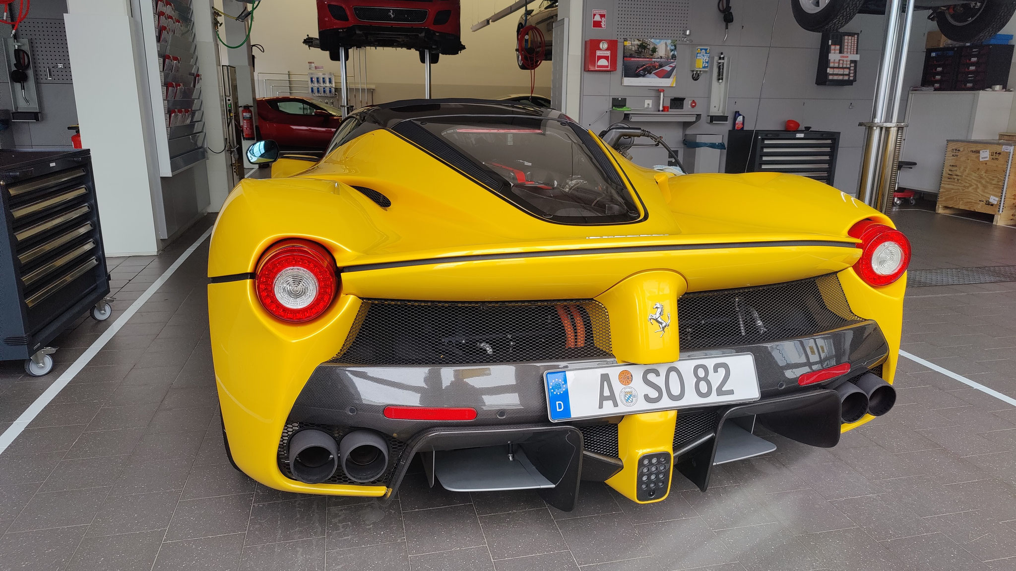 LaFerrari Aperta - A-SO82