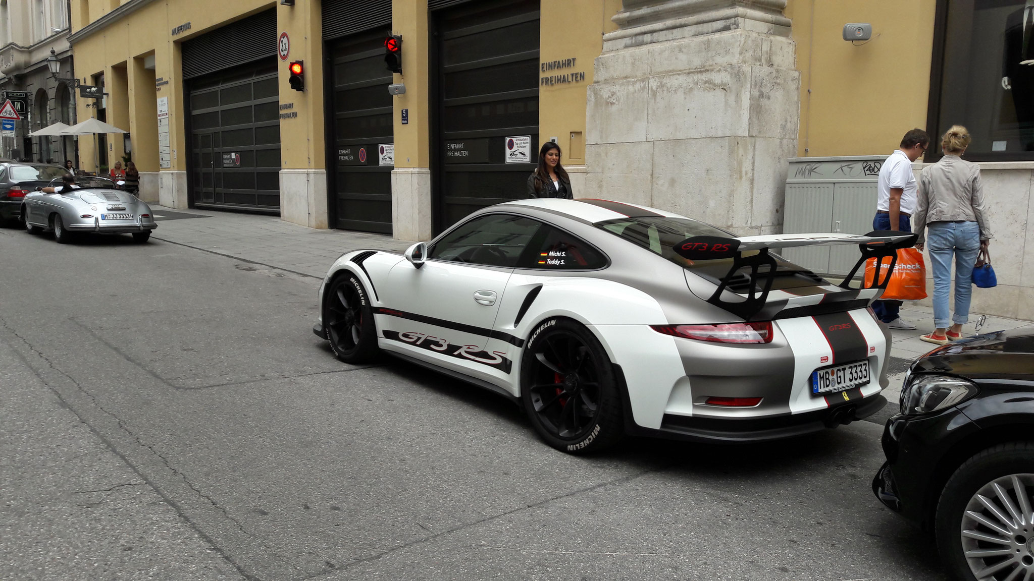 Porsche 911 GT3 RS - MB-GT3333