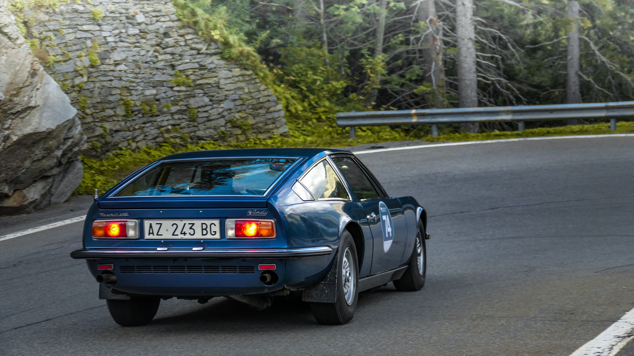 Maserati Indy - AZ243BG (ITA)