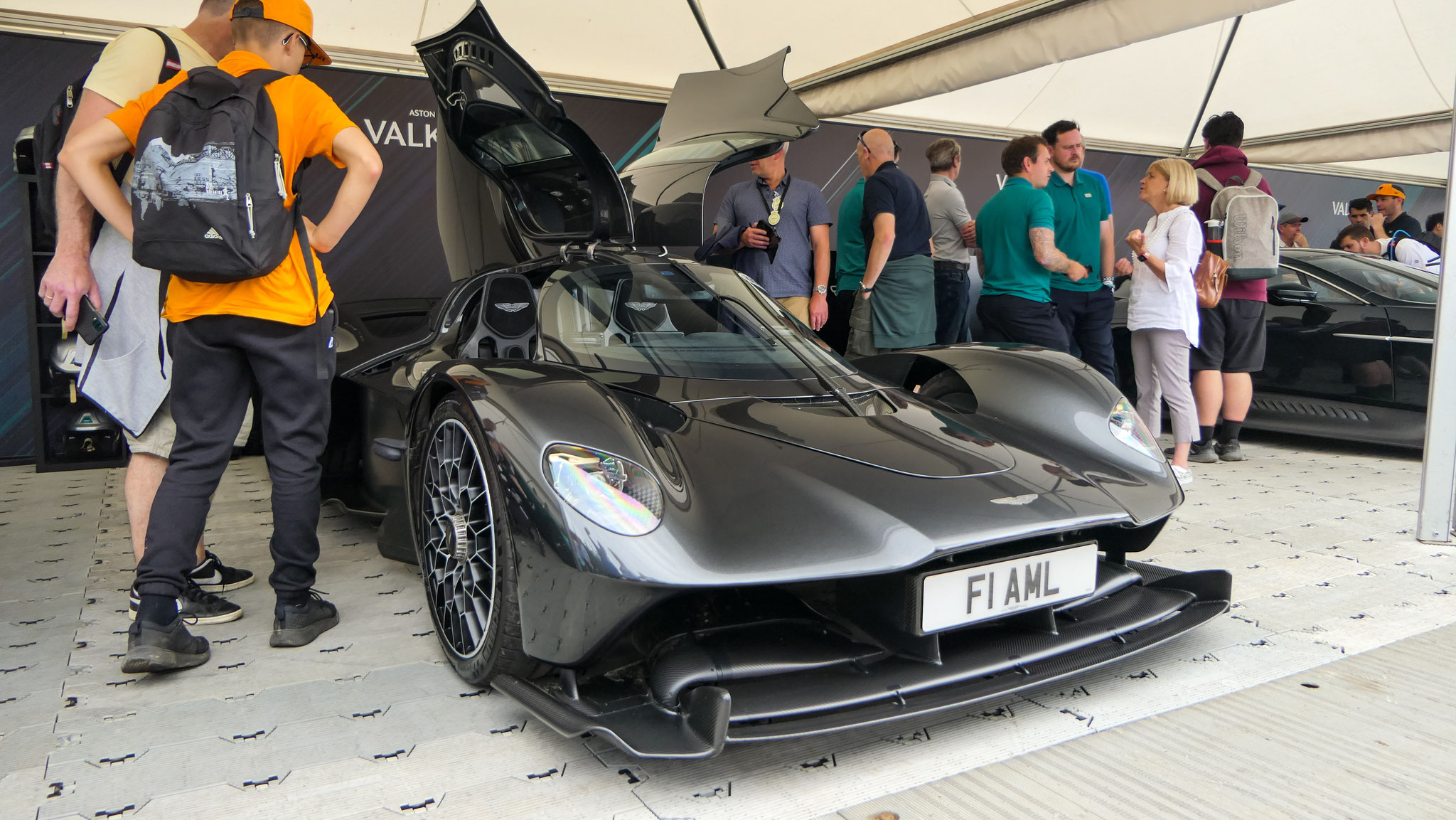 Aston Martin Valkyrie - F1AML (GB)