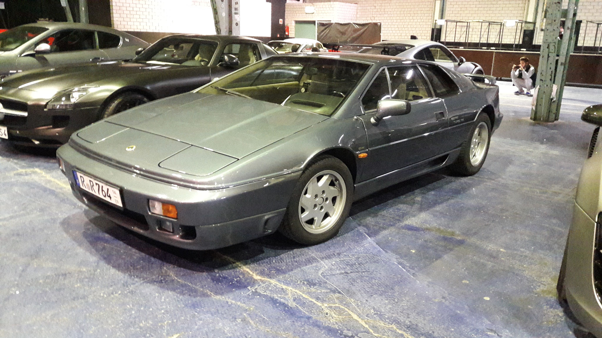 Lotus Esprit V8 - R-R764