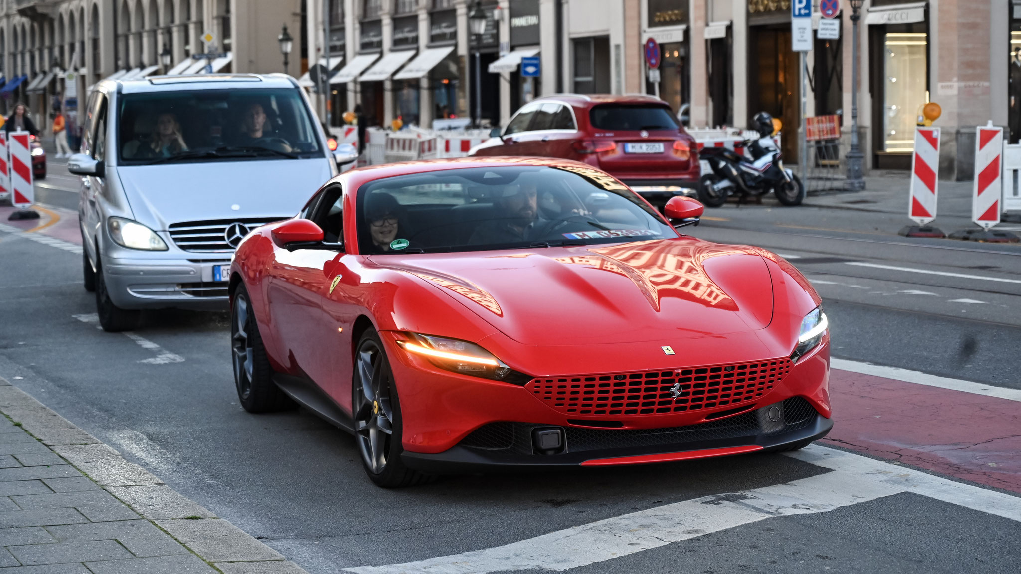 Ferrari Roma - M-063831