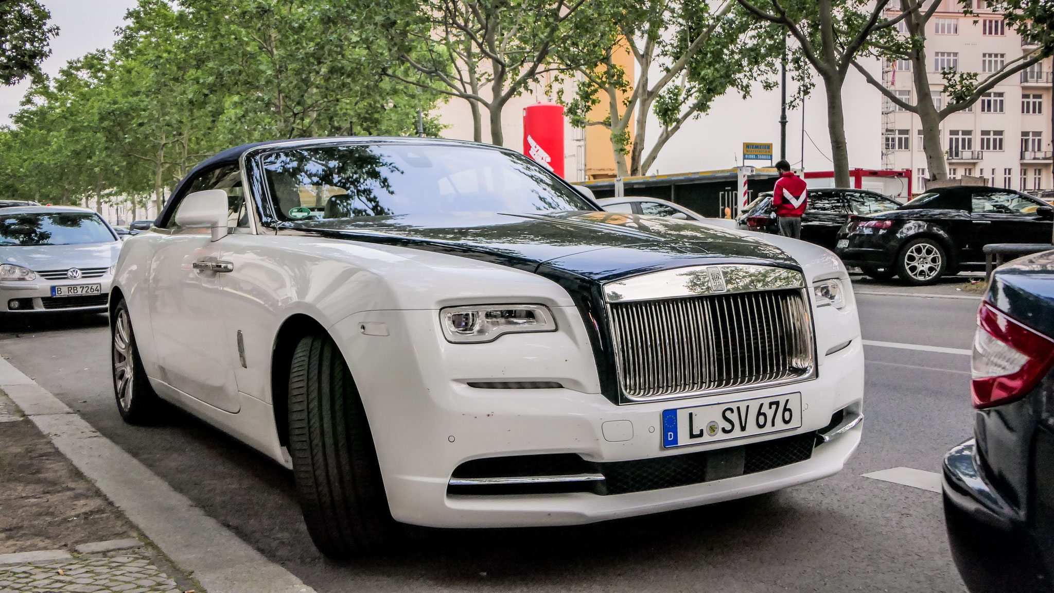 Rolls Royce Dawn - L-SV676
