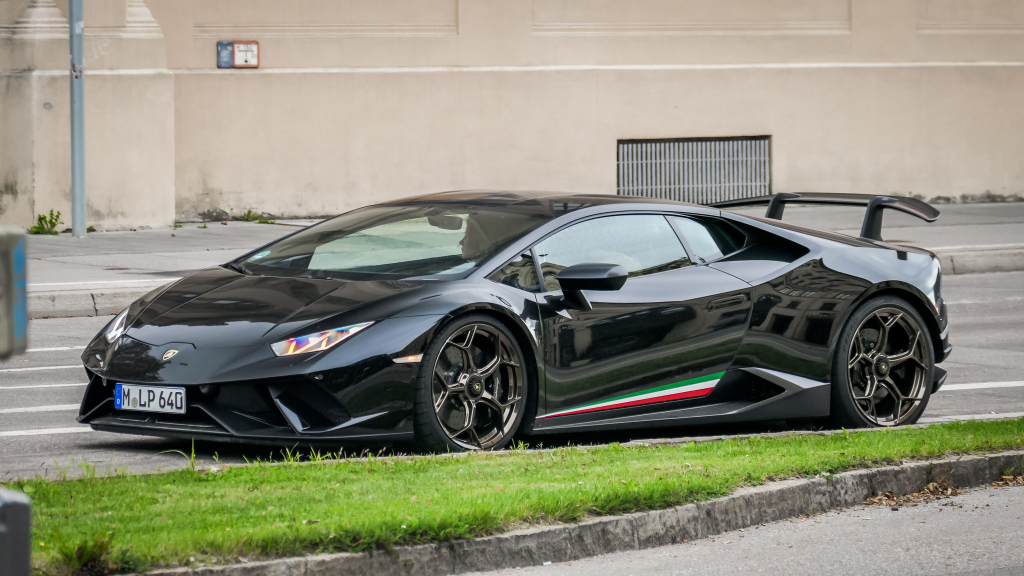 Lamborghini Huracan Performante - M-LP640