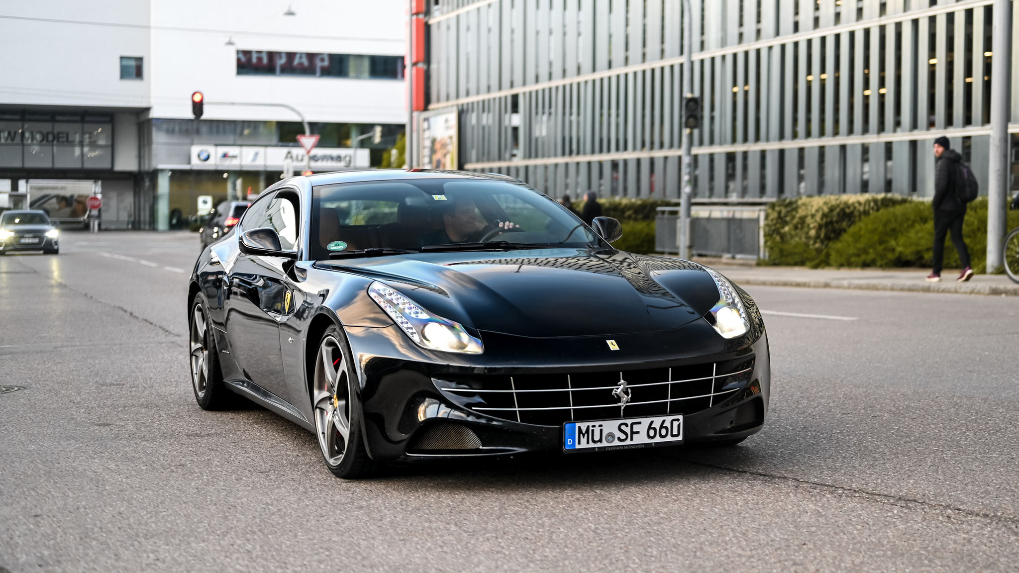 Ferrari FF - MÜ-SF660
