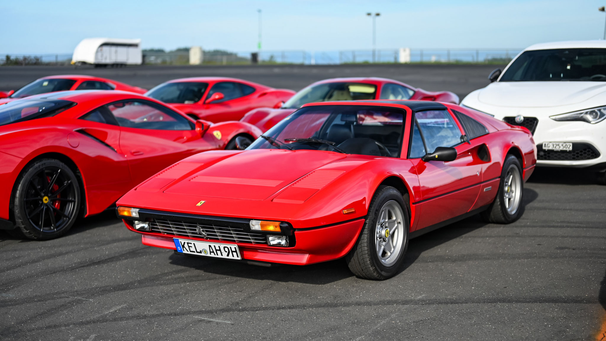 Ferrari 308 GTS - KEL-AH9H