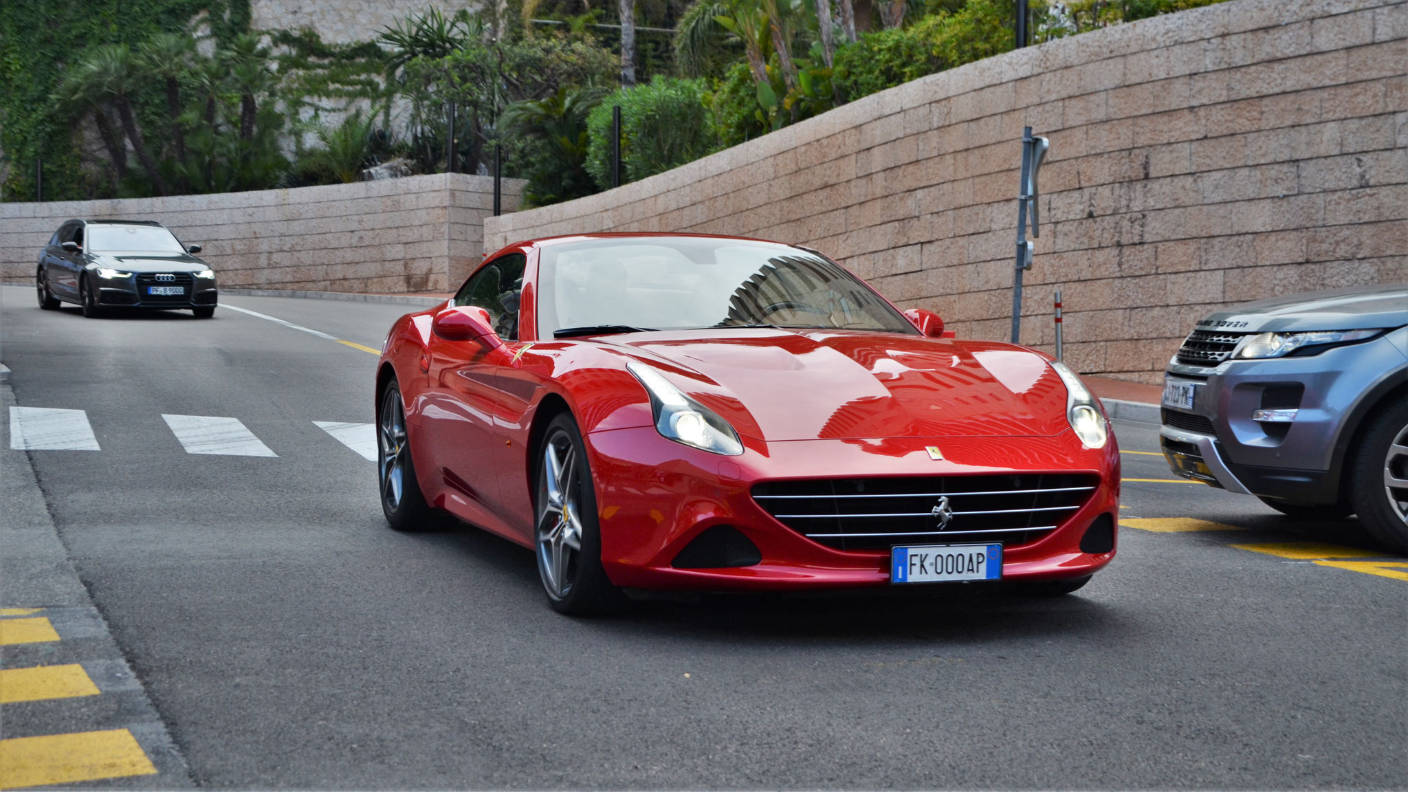 Ferrari California T - FK000AP (ITA)