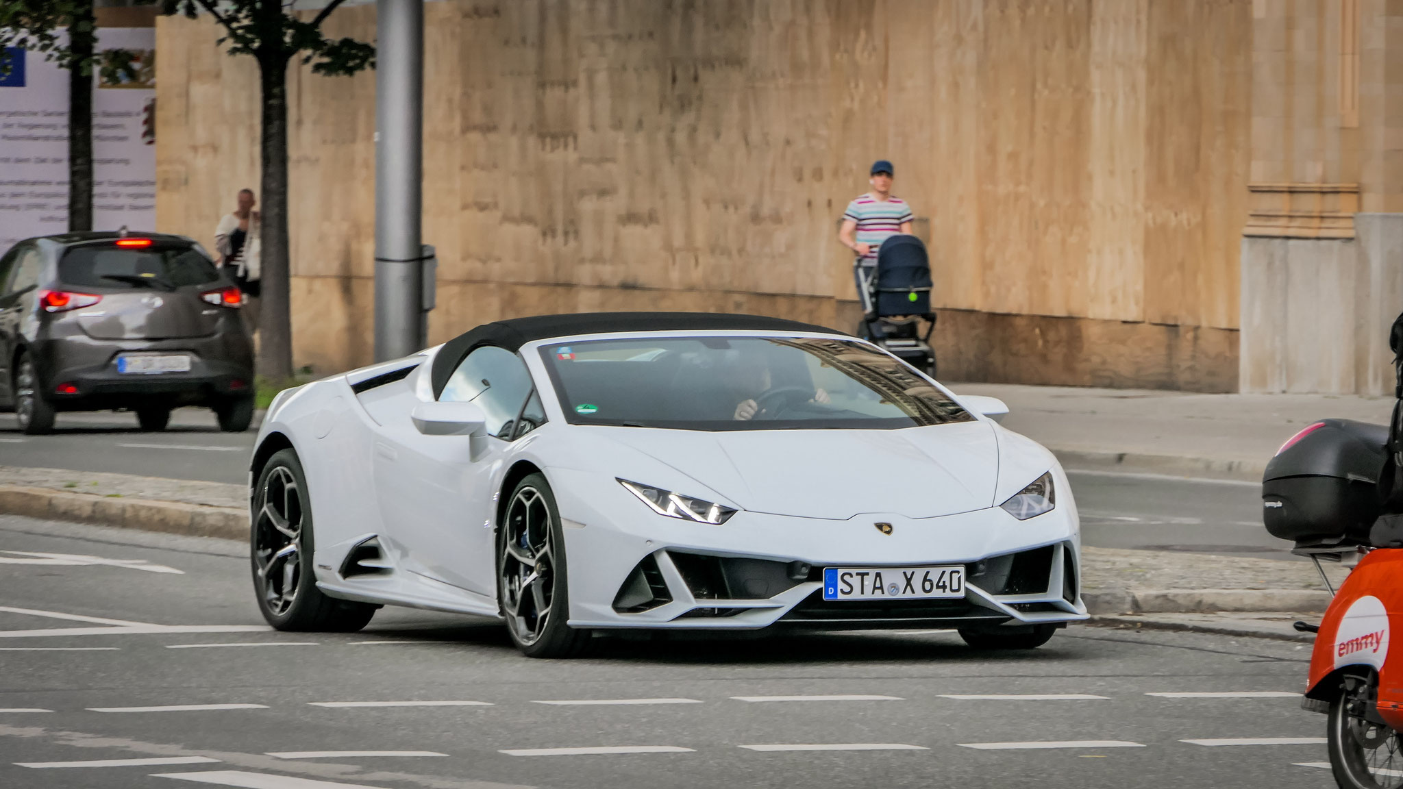 Lamborghini Huracan Evo Spyder - STA-X640