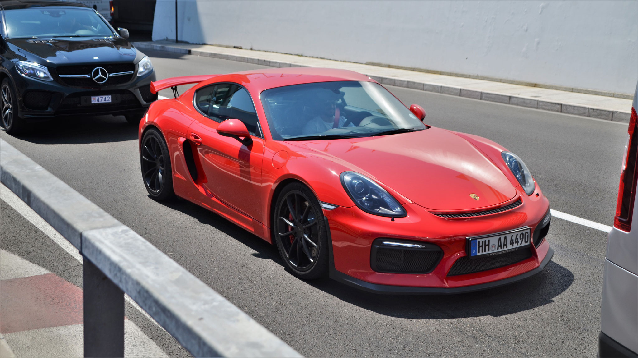Porsche Cayman GT4 - HH-AA4490