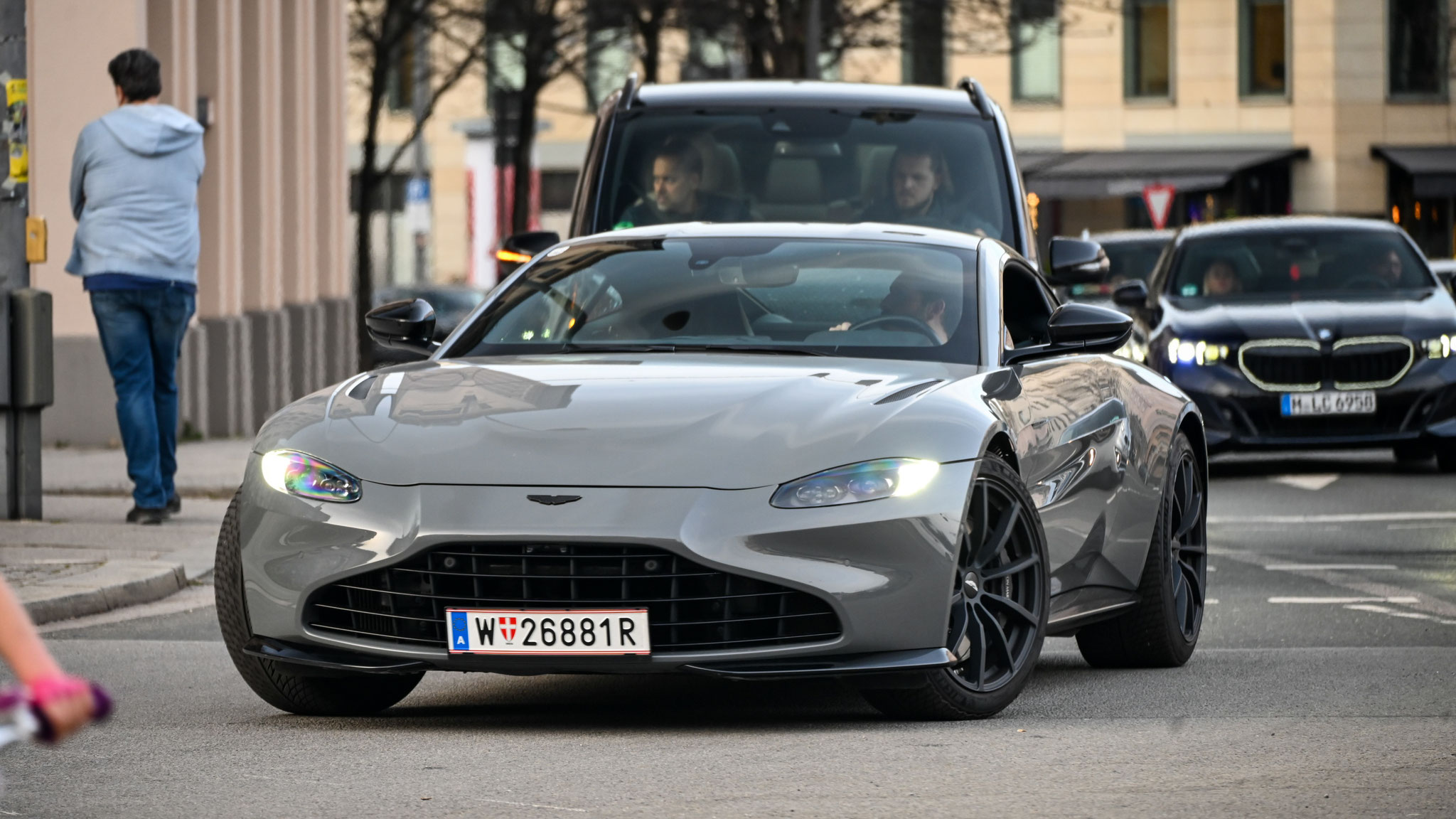 Aston Martin Vantage - W-26881R (AUT)