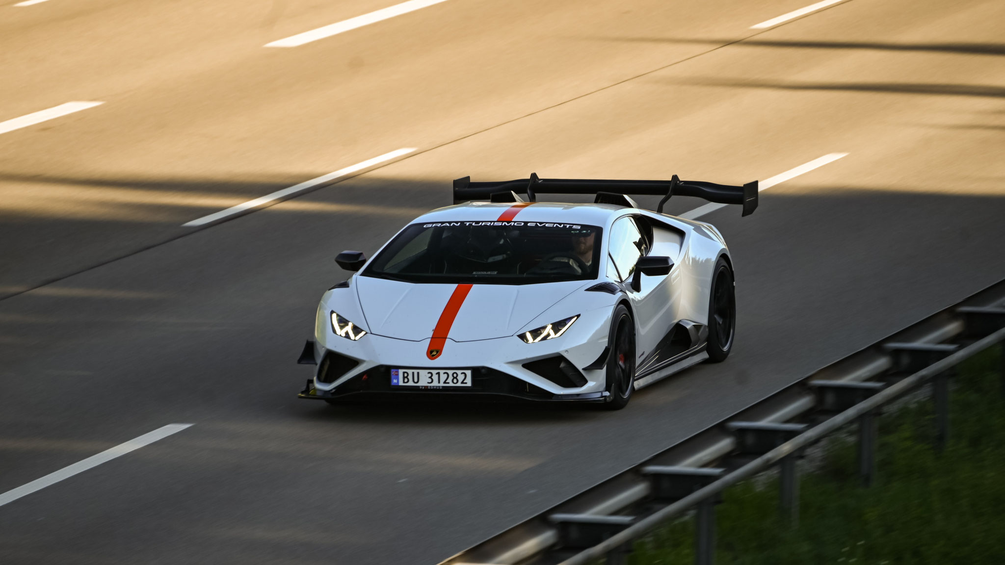 Lamborghini Huracan Evo RWD - BU31282 (NOR)