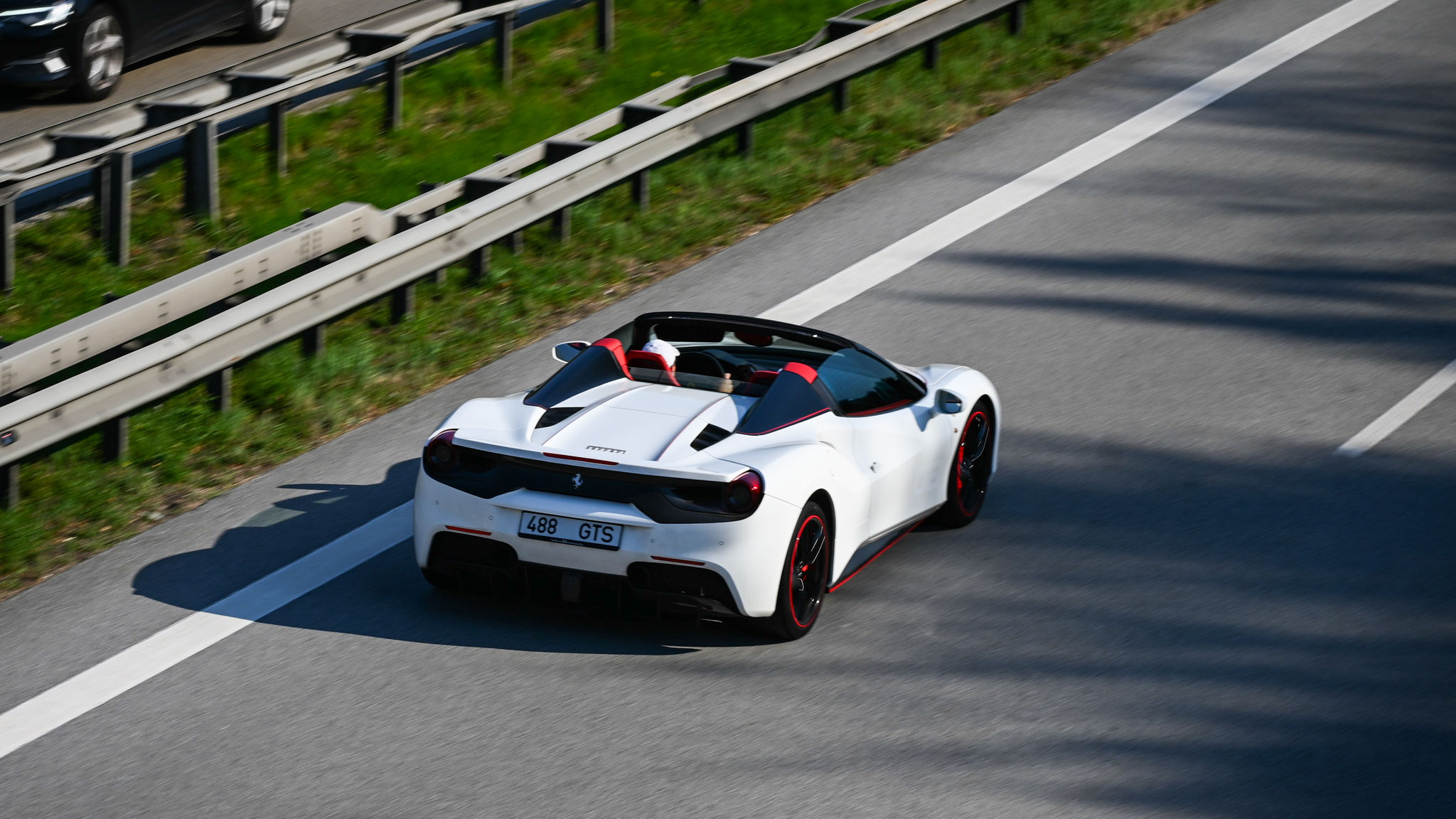 Ferrari 488 Spider - 488GTS (SWE)