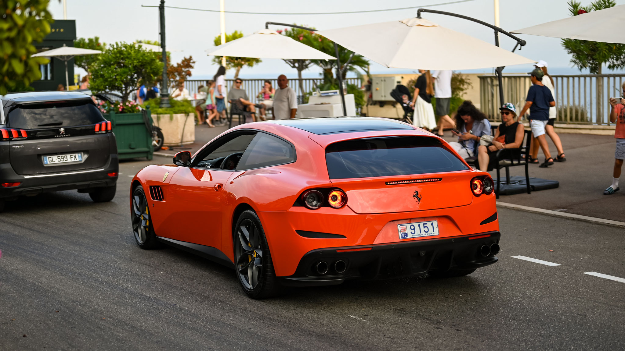 Ferrari GTC4 Lusso - 9151 (MC)