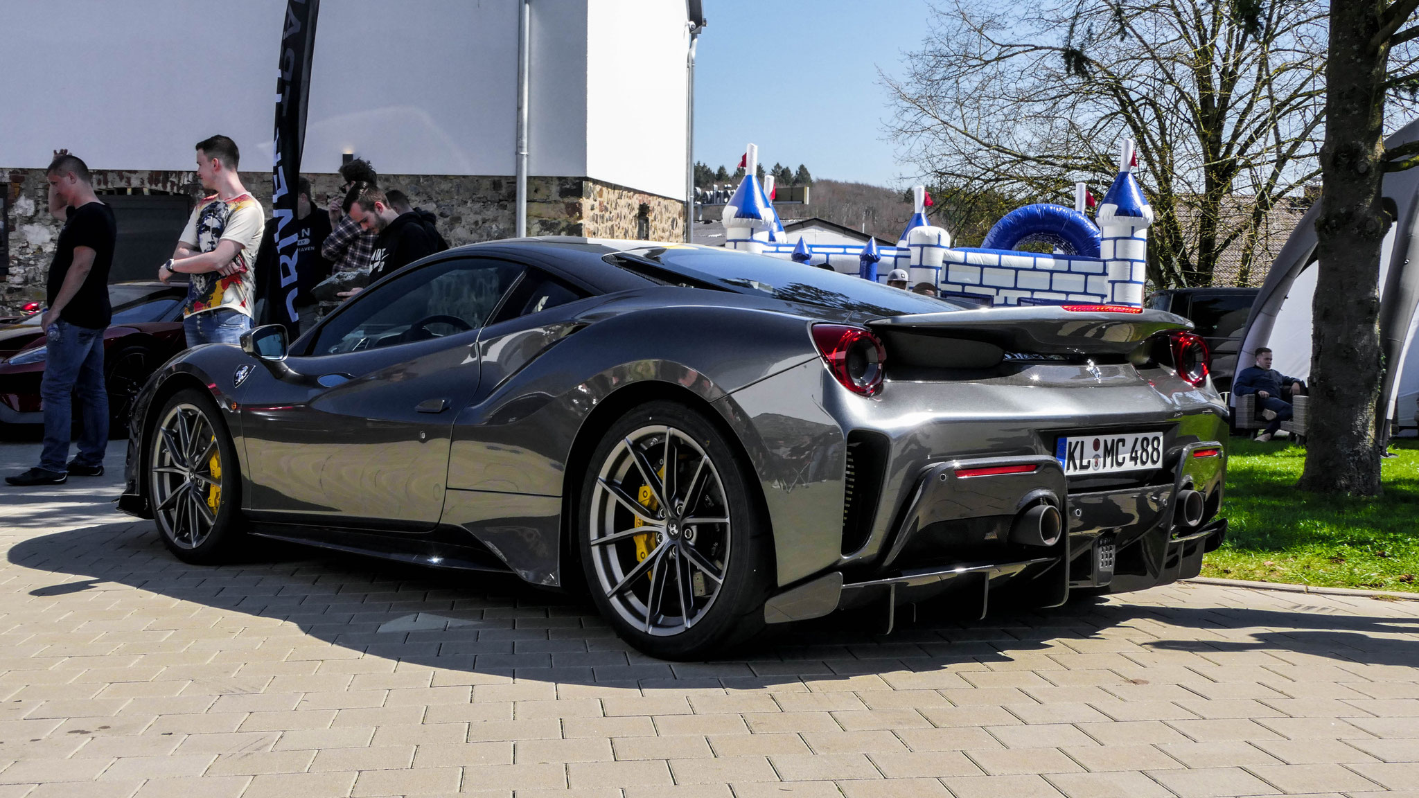 Ferrari 488 Pista - KL-MC488