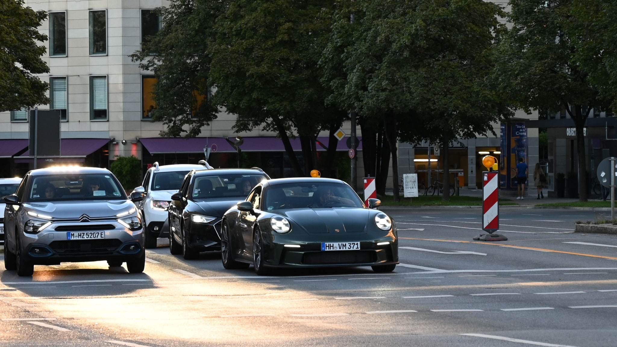 Porsche 992 GT3 Touring - HH-VM371
