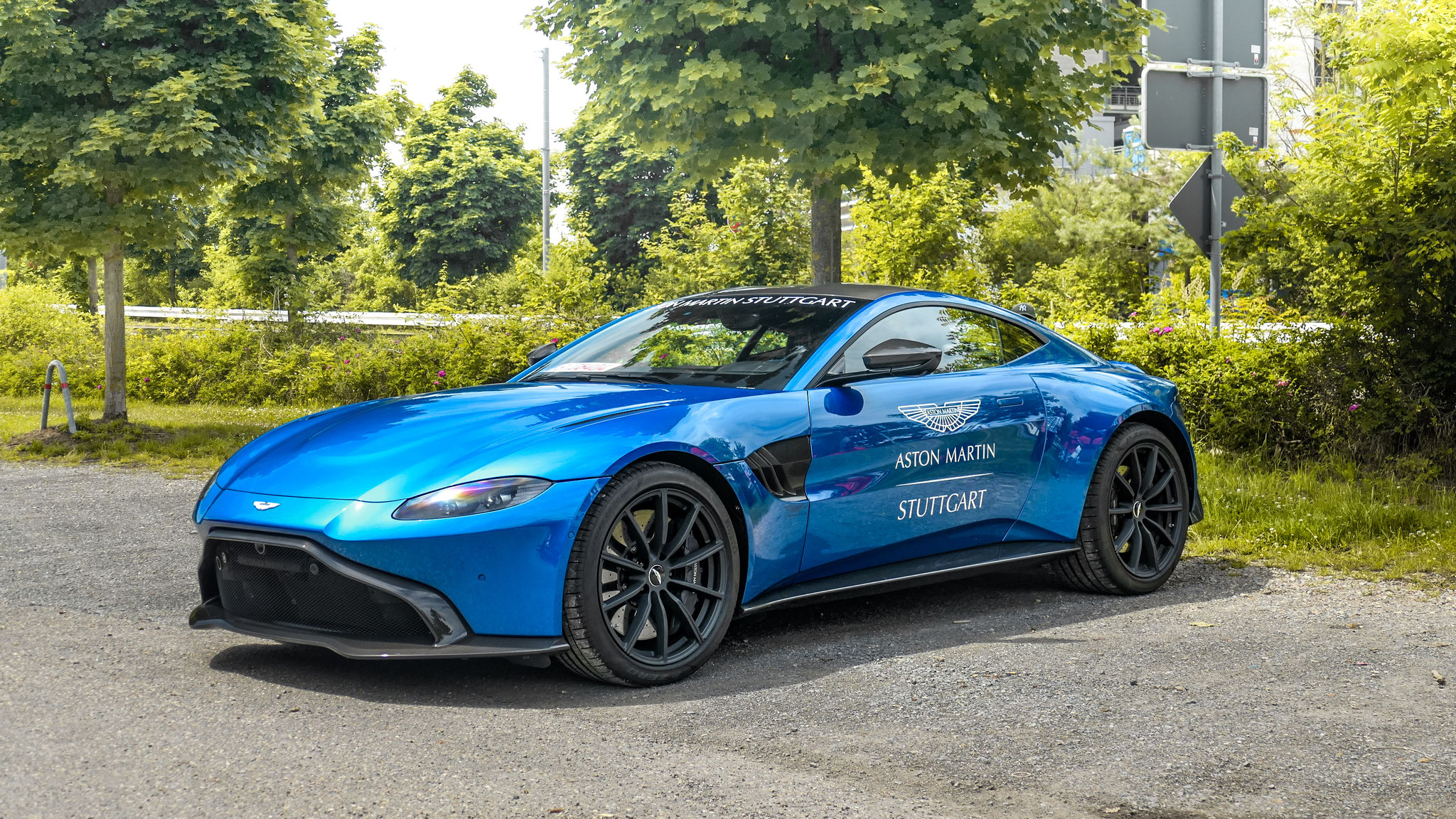Aston Martin Vantage - ES-06404