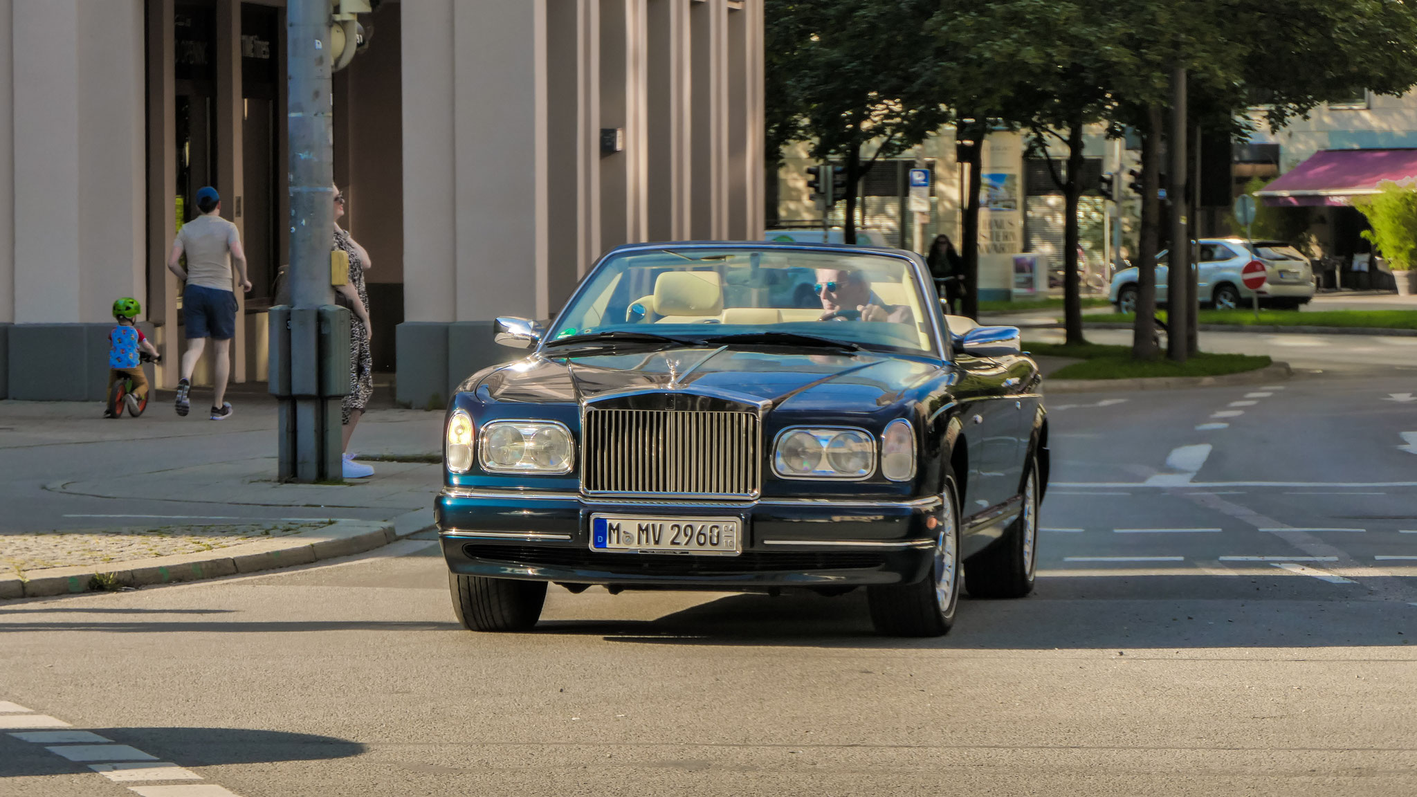 Rolls Royce Corniche V - M-MV2960