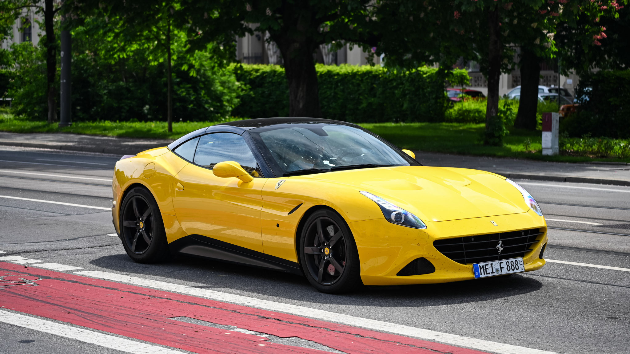 Ferrari California T - MEI-F888