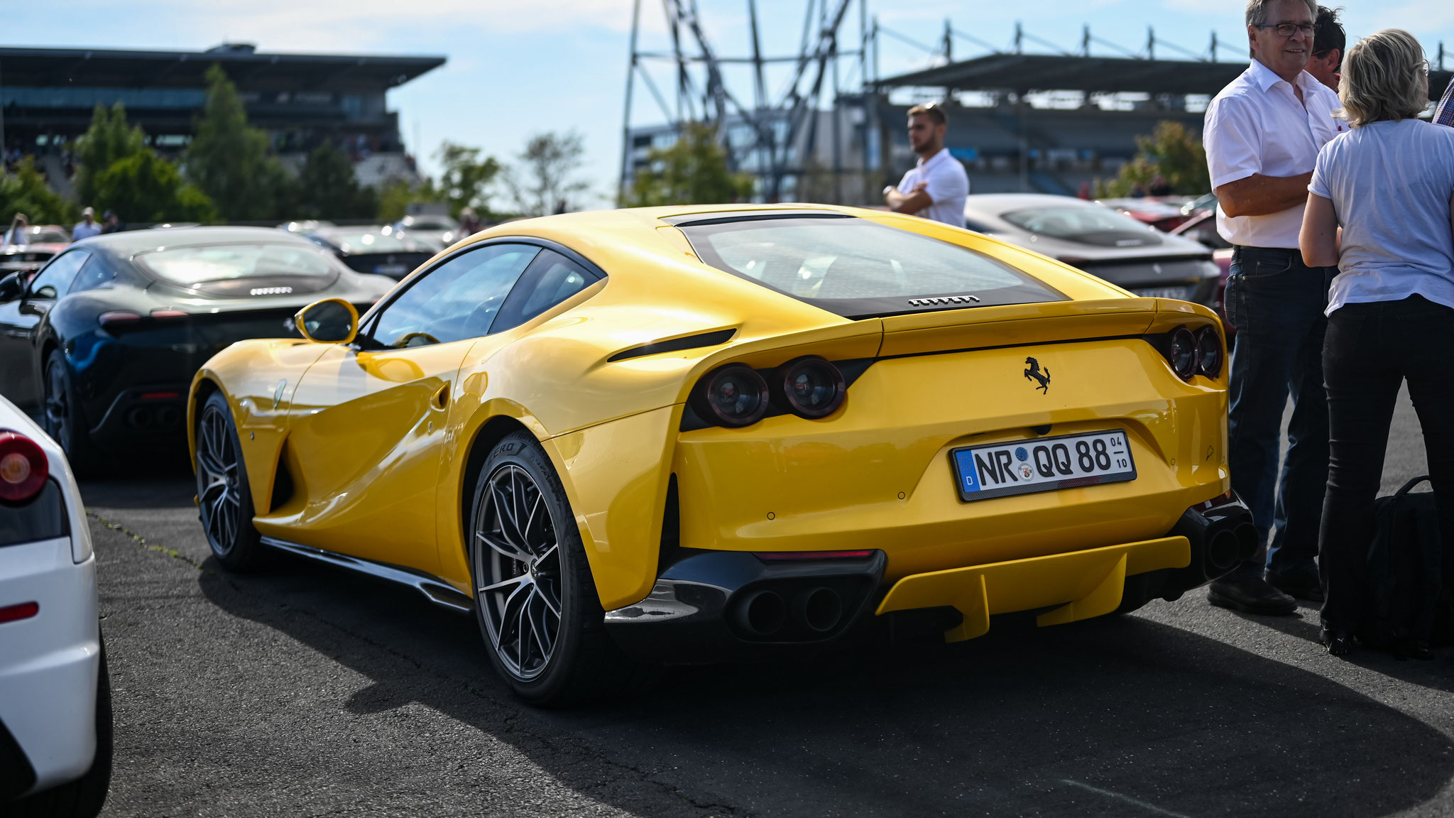 Ferrari 812 Superfast - NR-QQ88