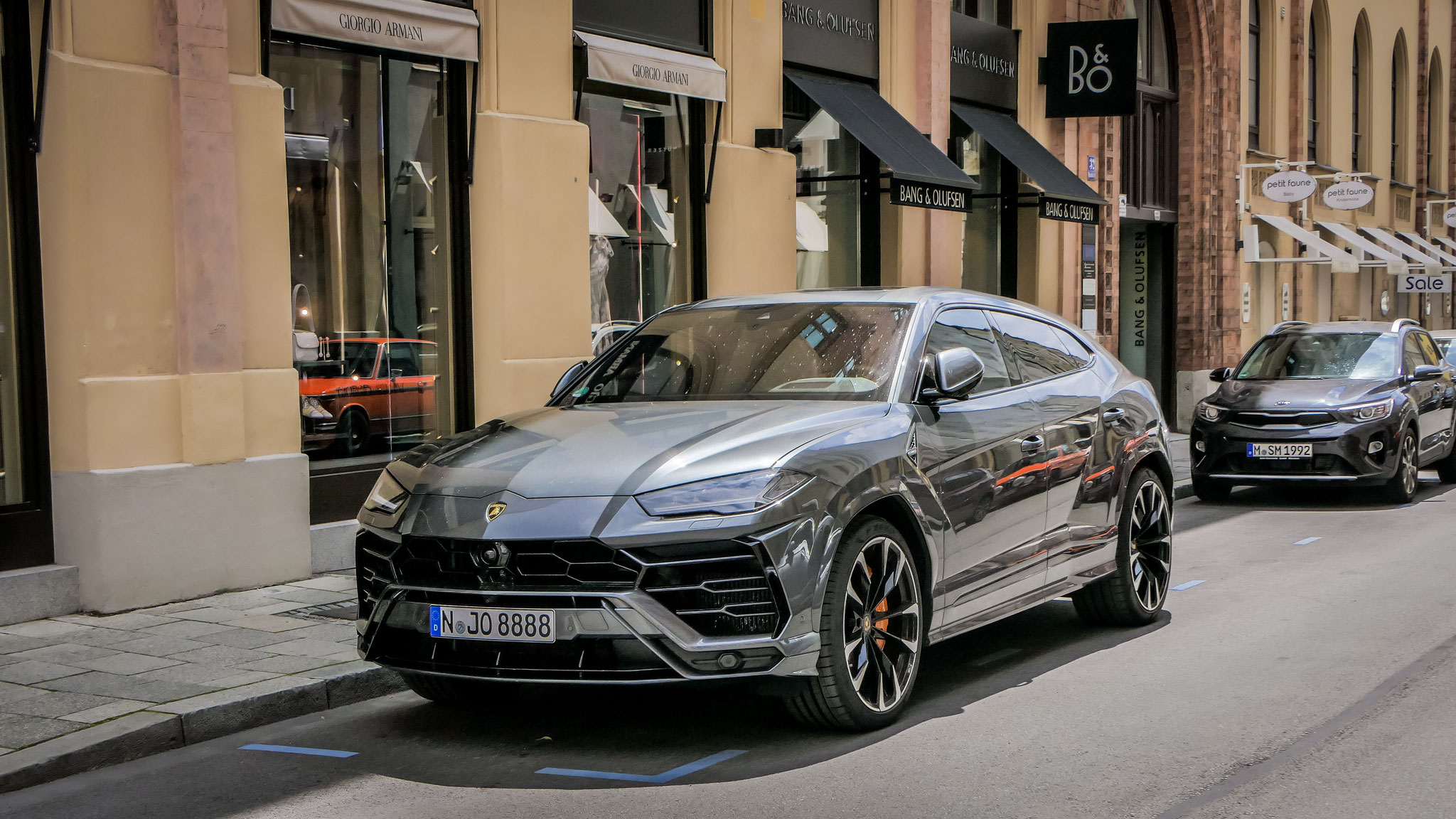 Lamborghini Urus - N-JO8888