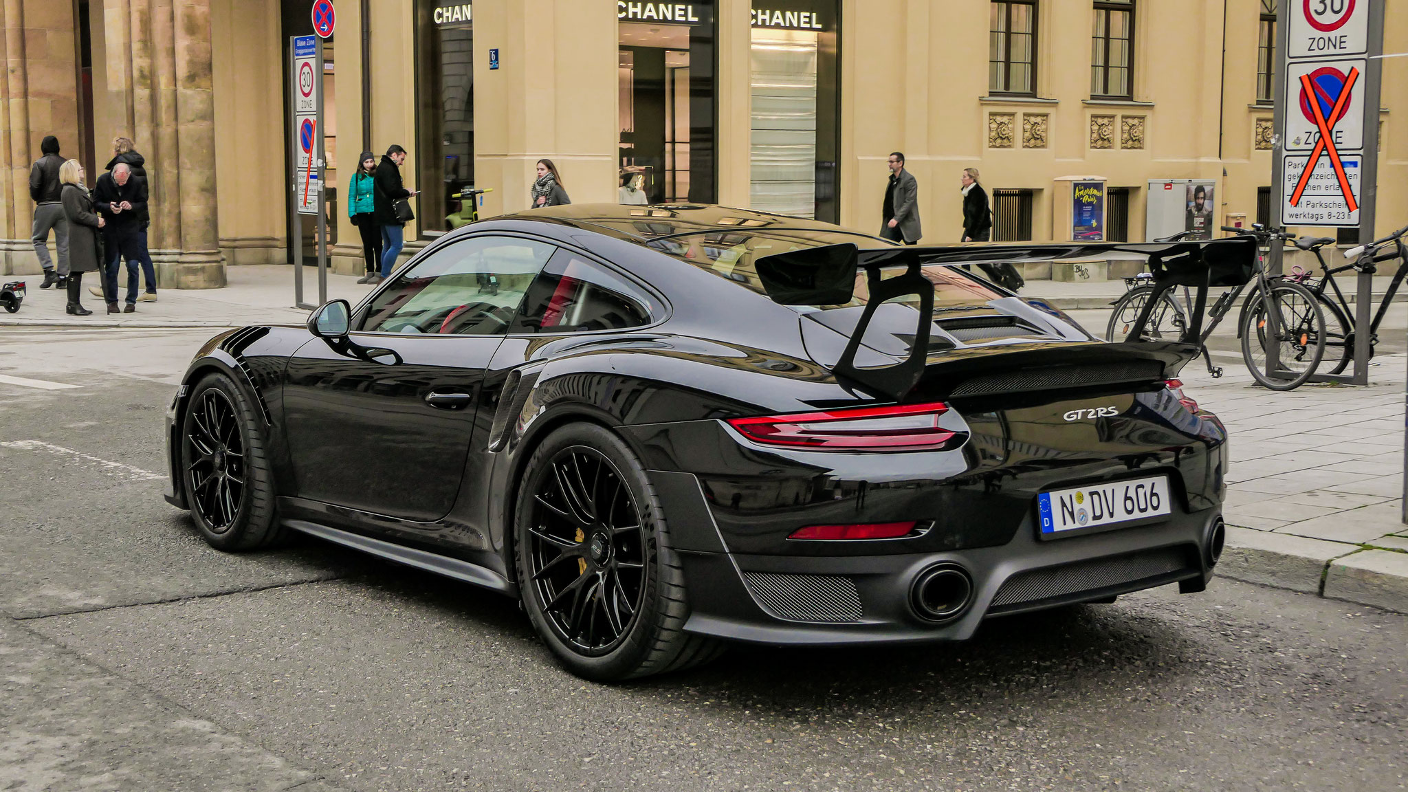 Porsche GT2 RS - N-DV606