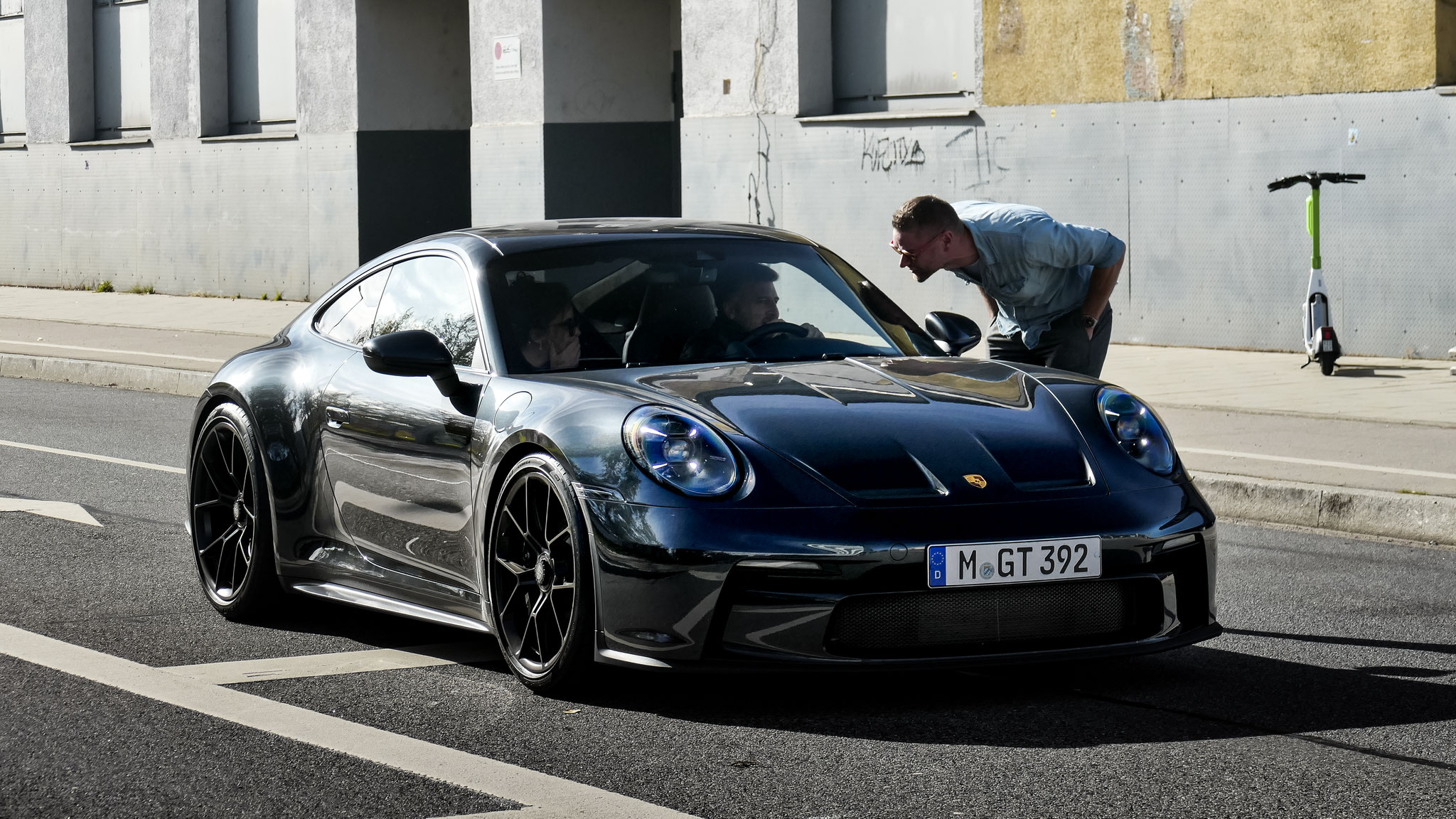 Porsche 992 GT3 Touring - M-GT392