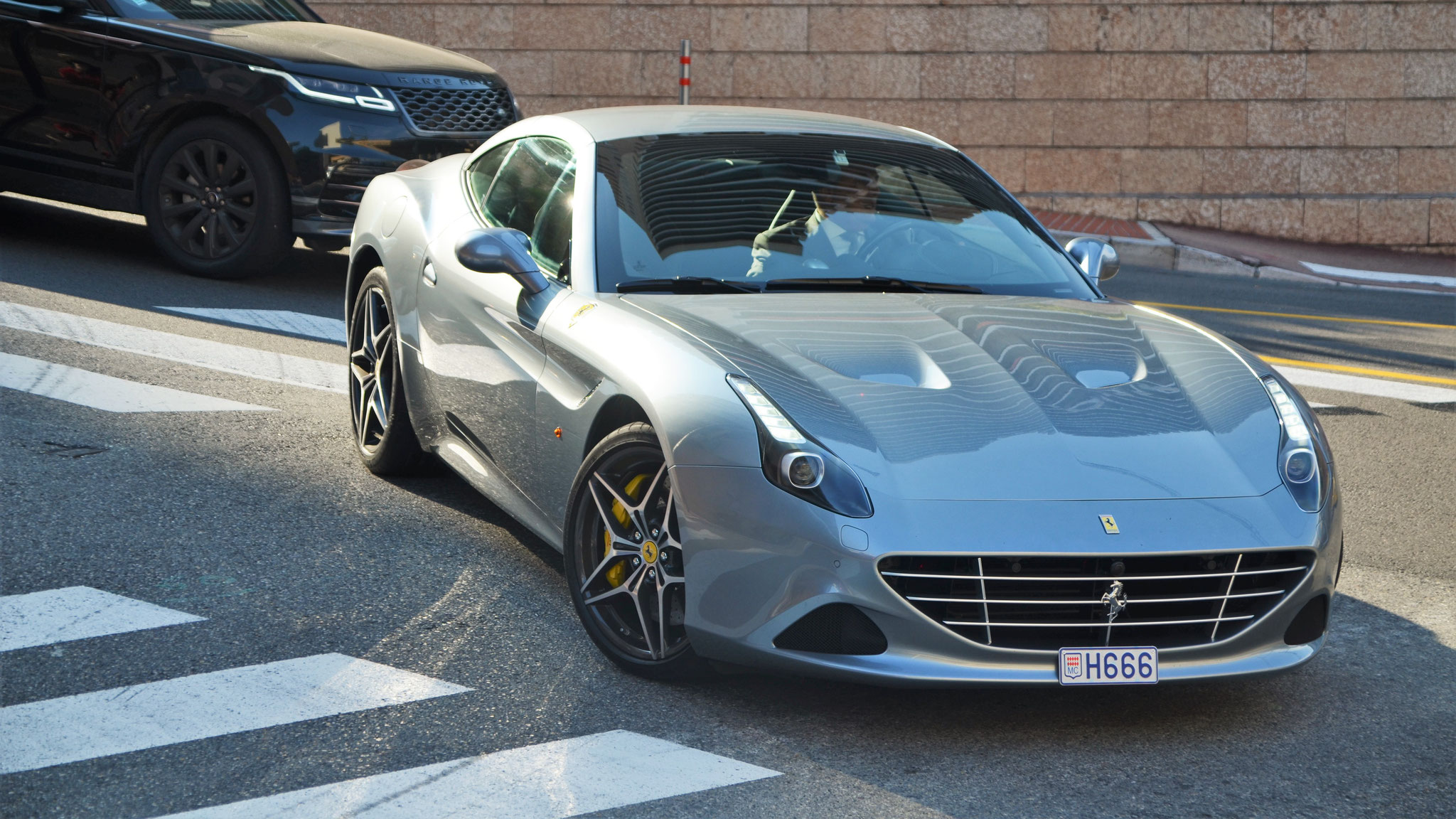 Ferrari California T - H666 (MC)