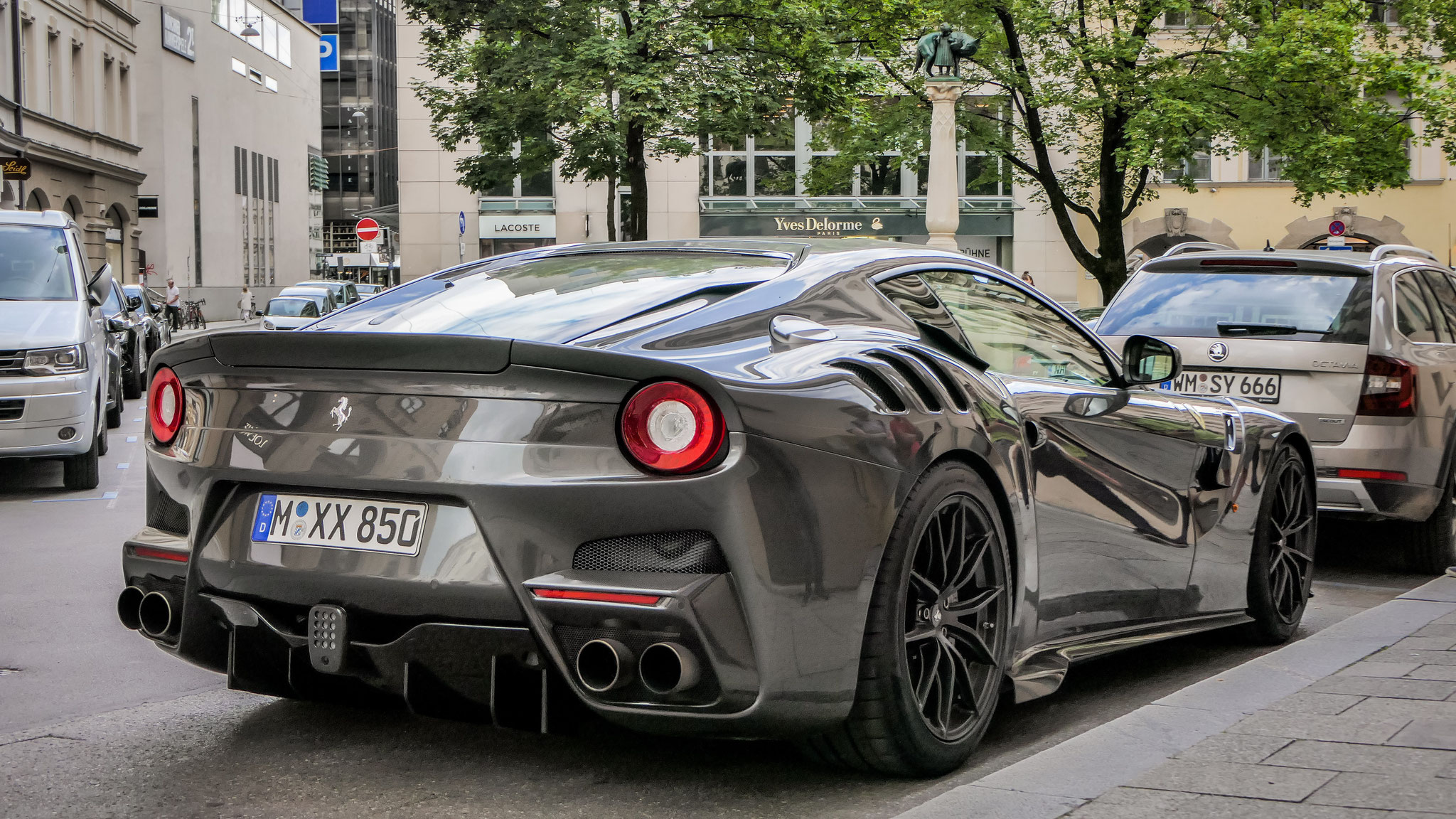 Ferrari F12 TDF - M-XX850