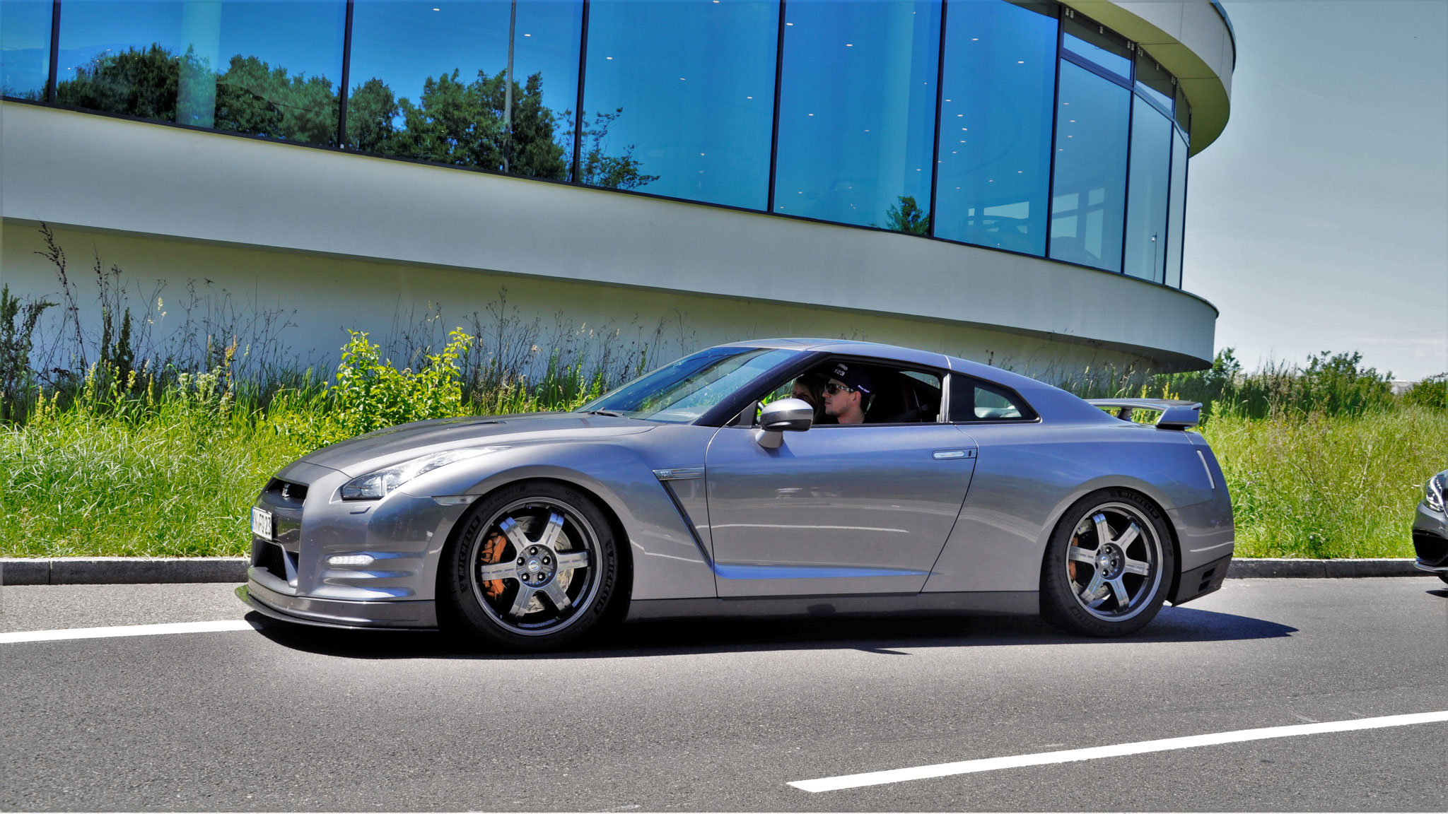 Nissan GTR - KN-FQ23